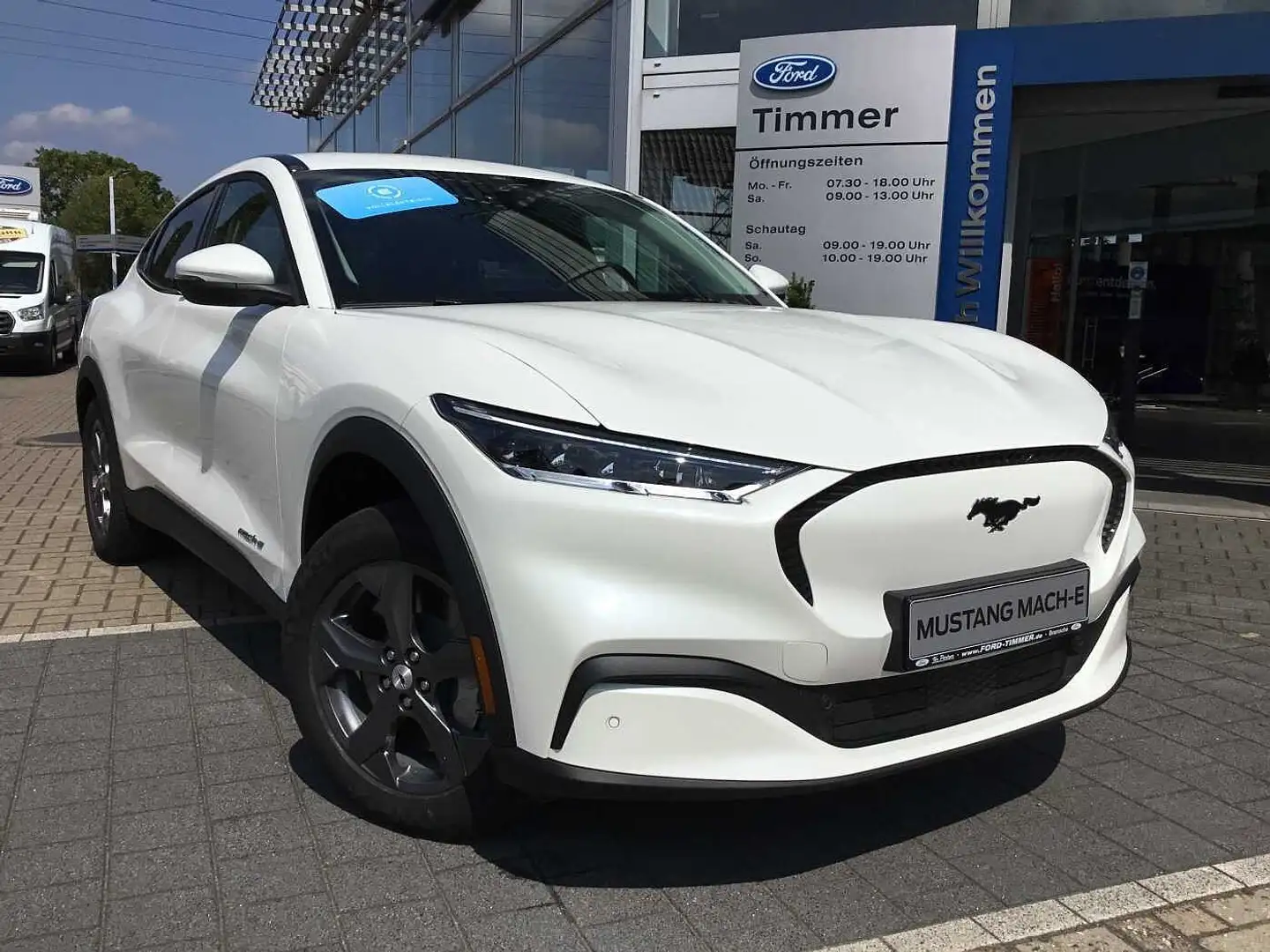 Ford Mustang Mach-E Standard Range Weiß - 2