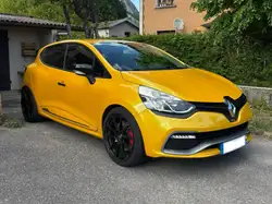Renault Clio IV 1.6 Turbo 200 RS EDC