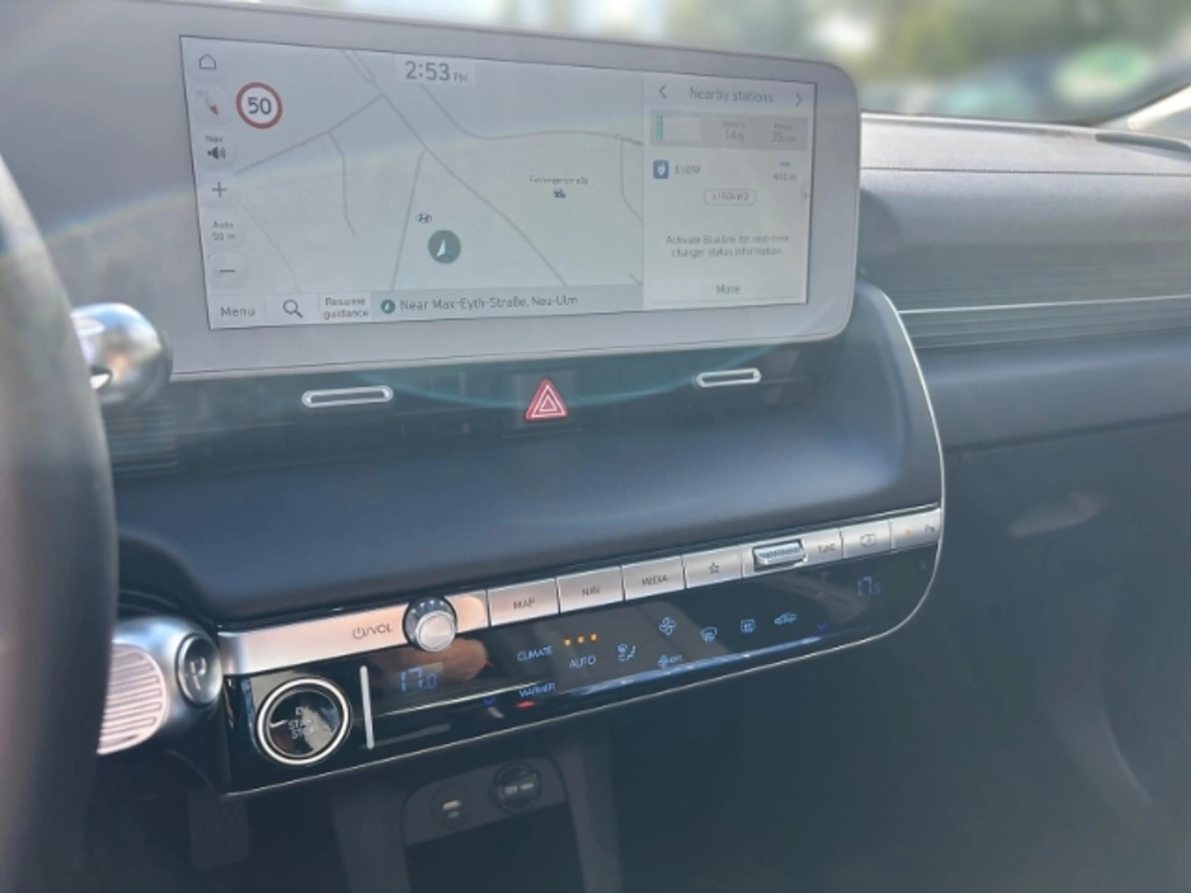 Hyundai IONIQ 5 Basis Elektro Navi Digitales Cockpit LED ACC Apple — photo 9
