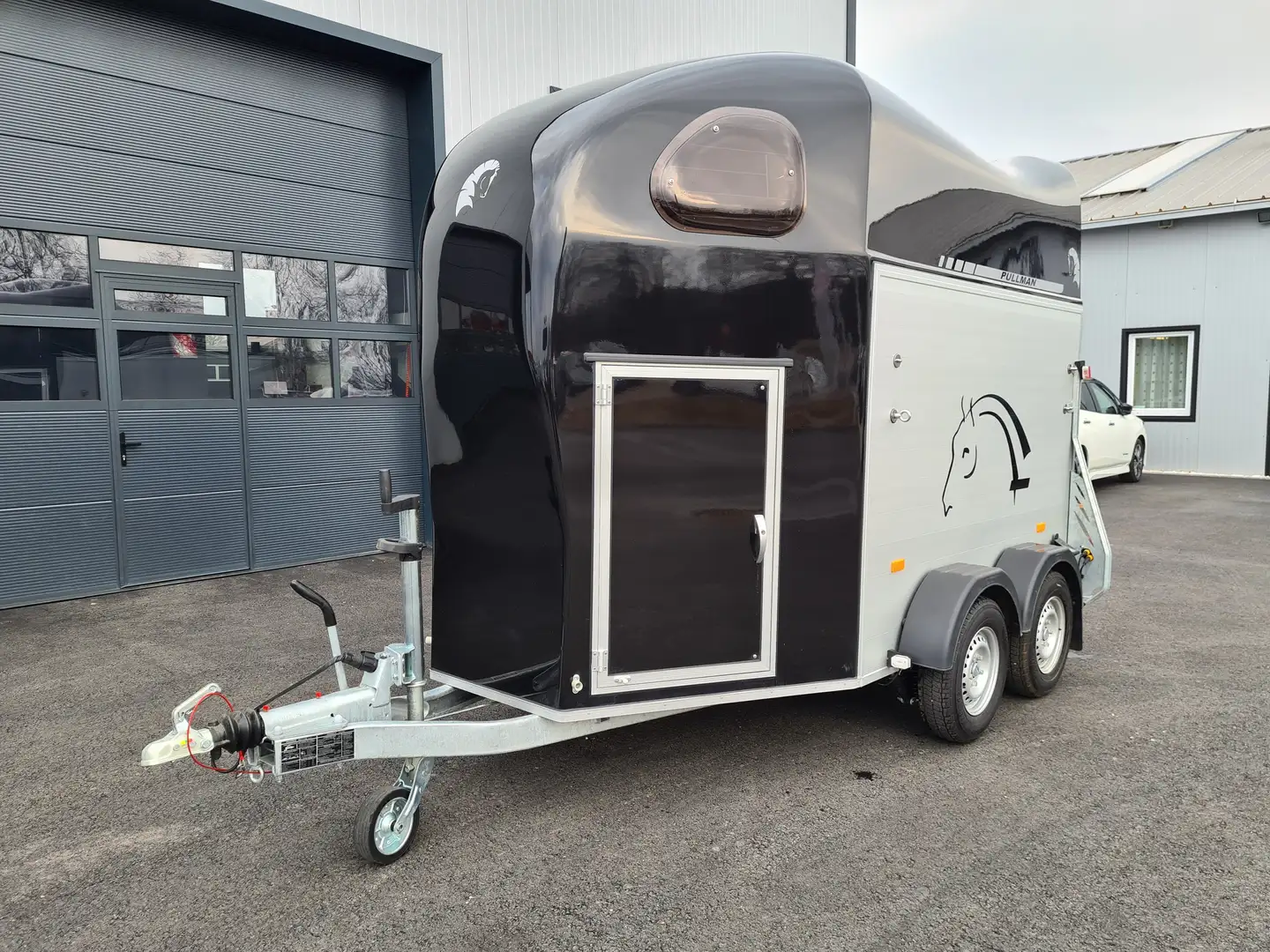 Cheval Liberte Gold Pullman V2 Nero - 1