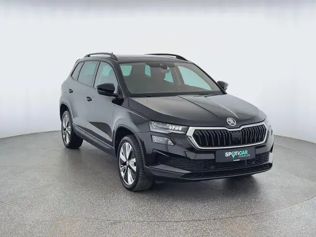 Skoda Karoq view 3
