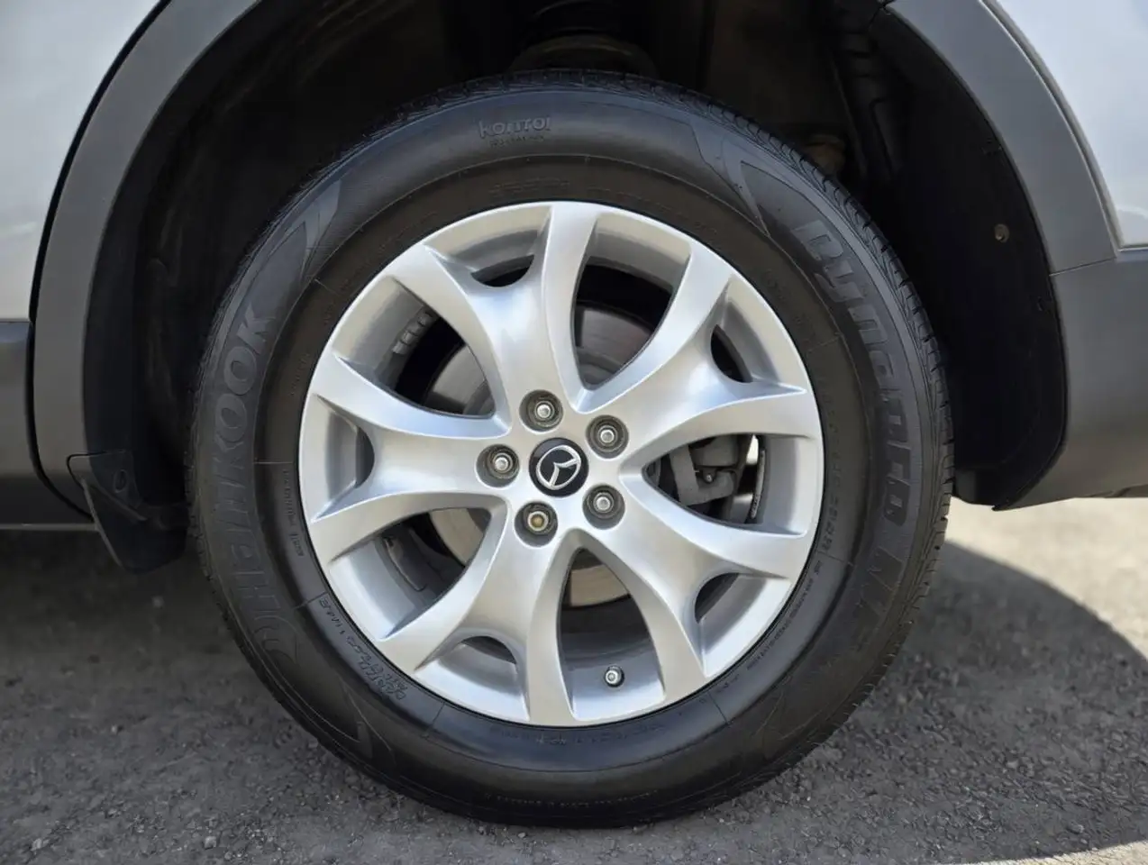 Mazda CX-9 photo Mazda CX-9