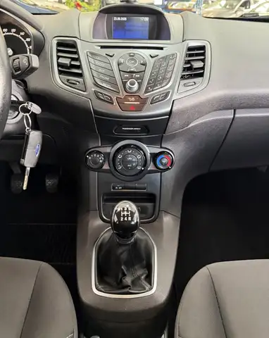 Ford Fiesta view 18