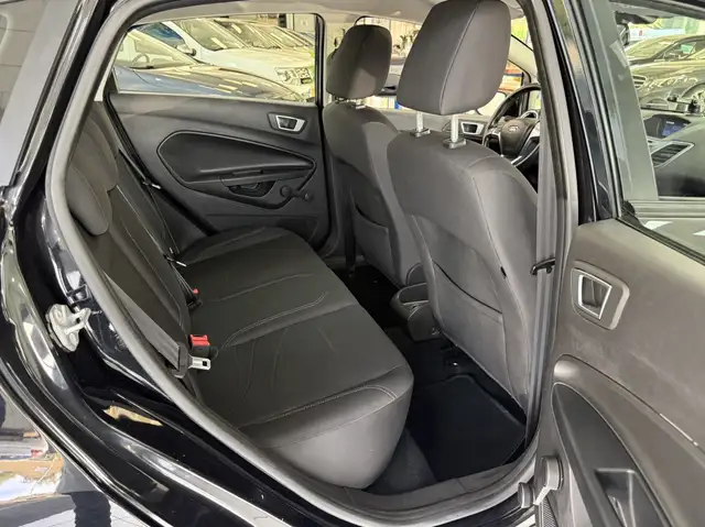 Ford Fiesta view 21
