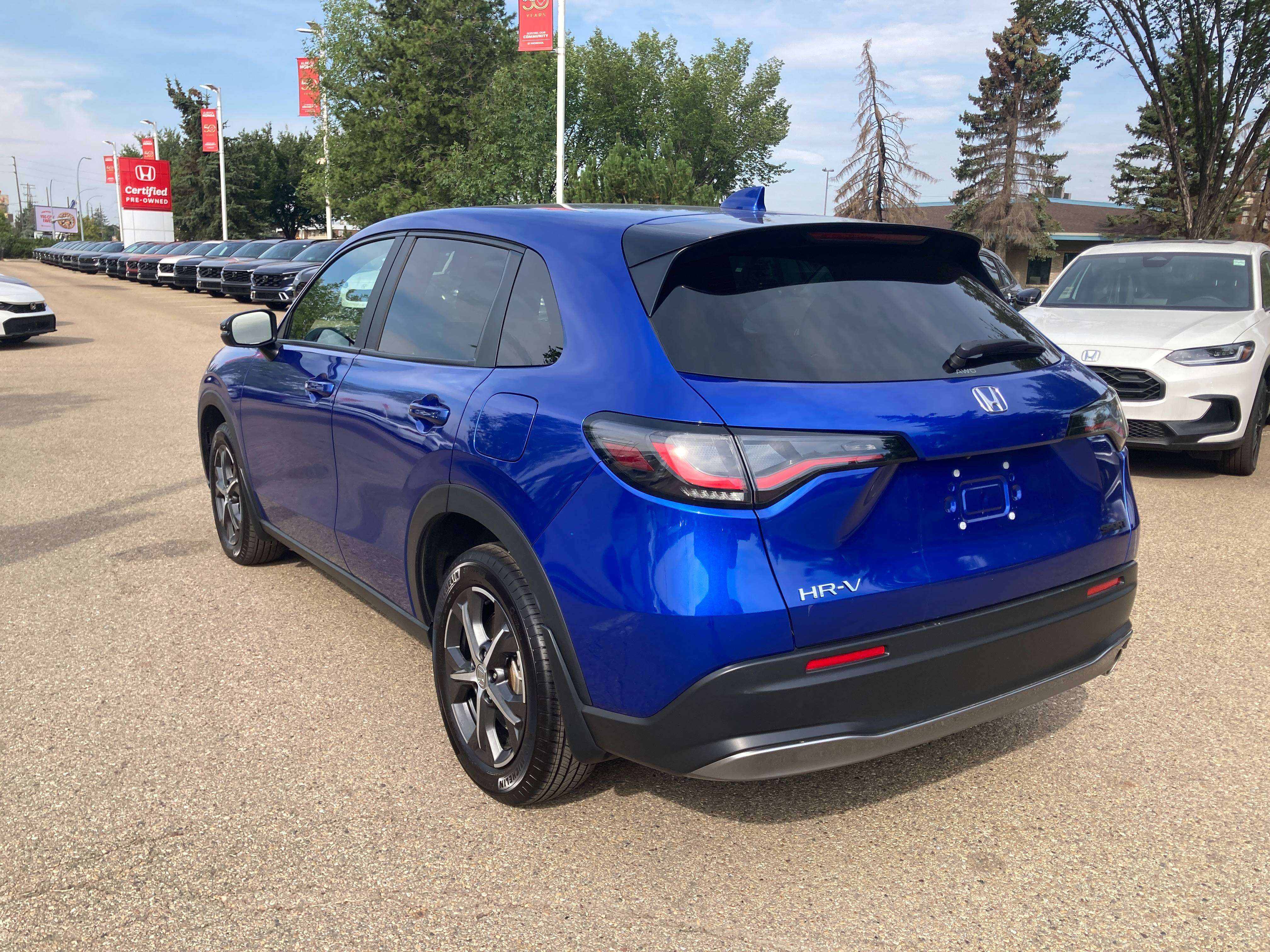 used 2025 Honda HR-V car, priced at $34,900