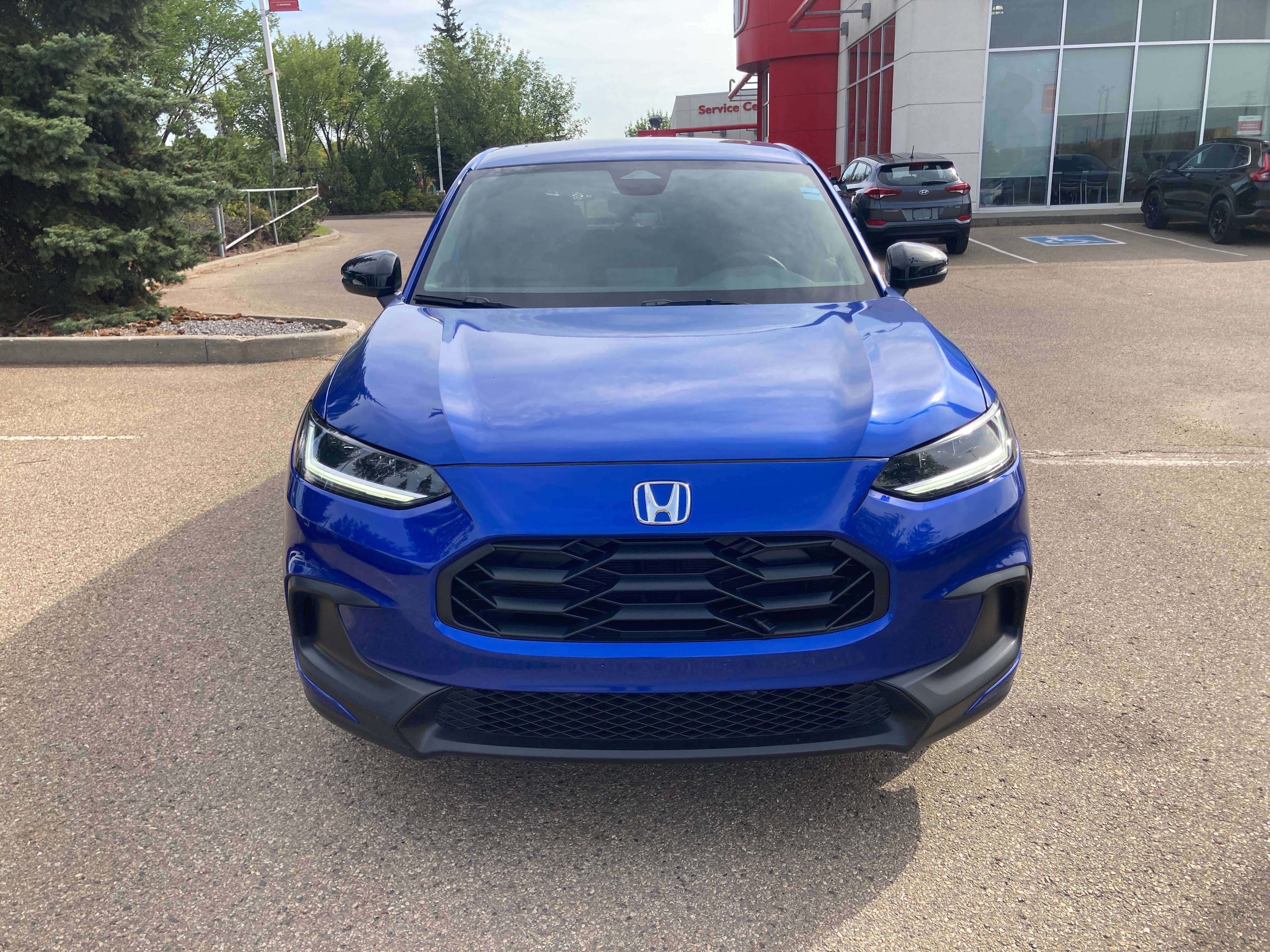 used 2025 Honda HR-V car, priced at $34,900