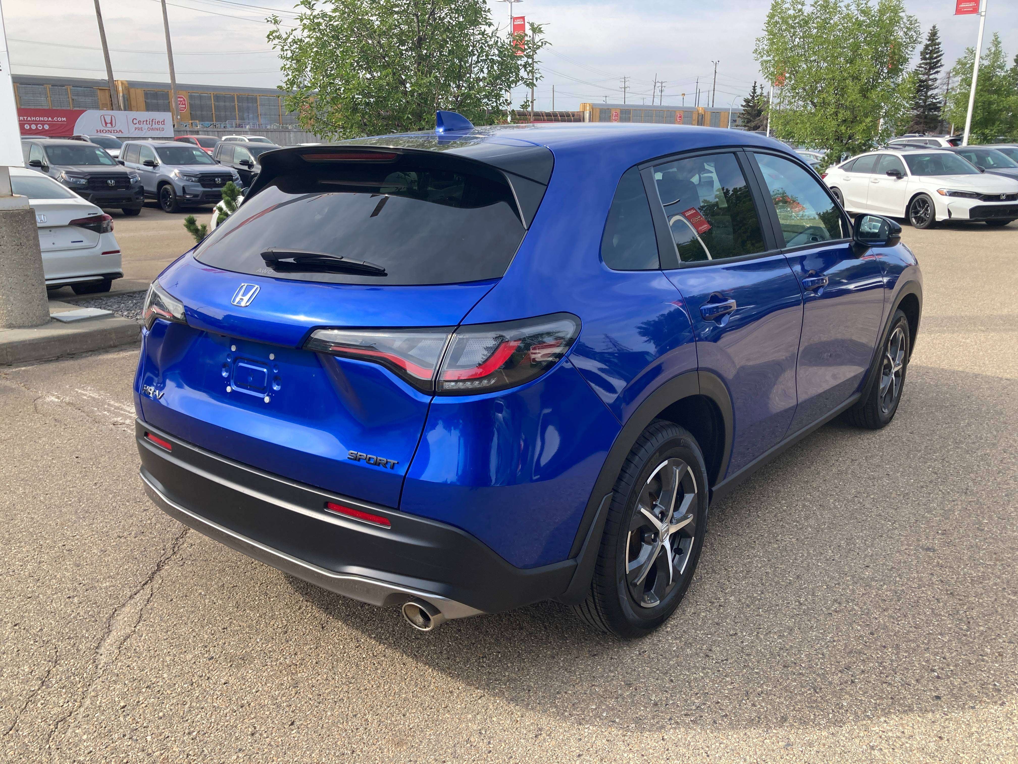 used 2025 Honda HR-V car, priced at $34,900