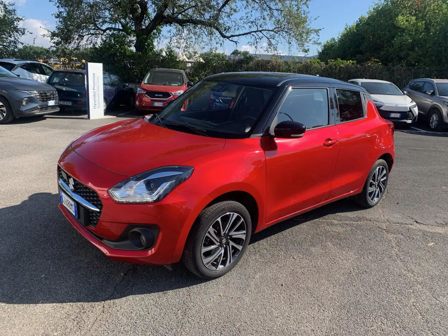 Suzuki Swift Swift 1.2 Hybrid 4WD AllGrip Top Rojo - 1