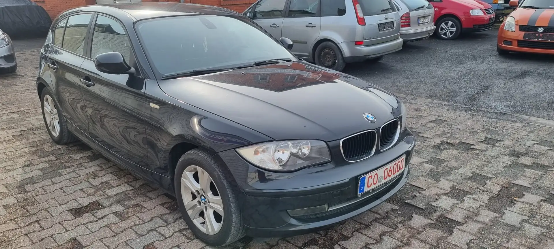 BMW 116 116i Чорний - 2