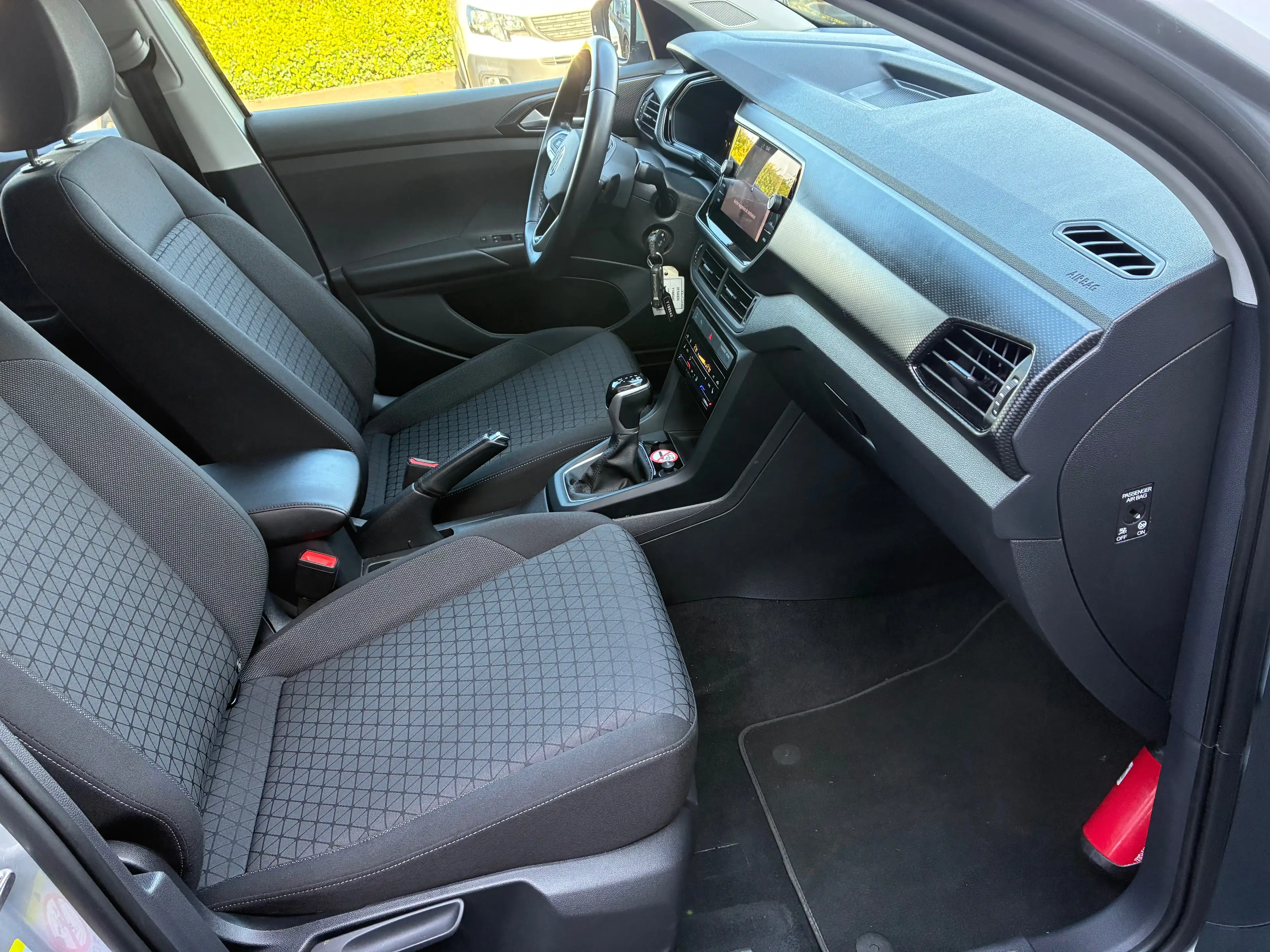 Volkswagen T-Cross T-Cross 1.0 TSI Life Business OPF DSG — photo 12