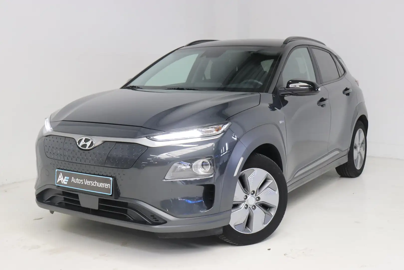 Hyundai KONA 64 kWh Sky ** -€3000 Premie! | Camera | ACC Grey - 2