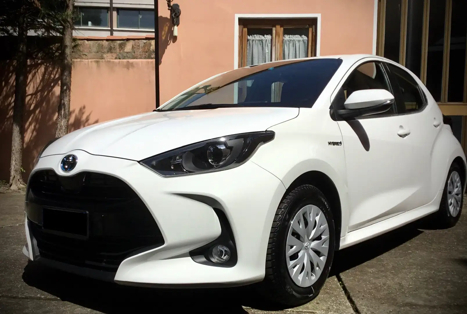 Toyota Yaris Yaris 1.5h Business Bianco - 1