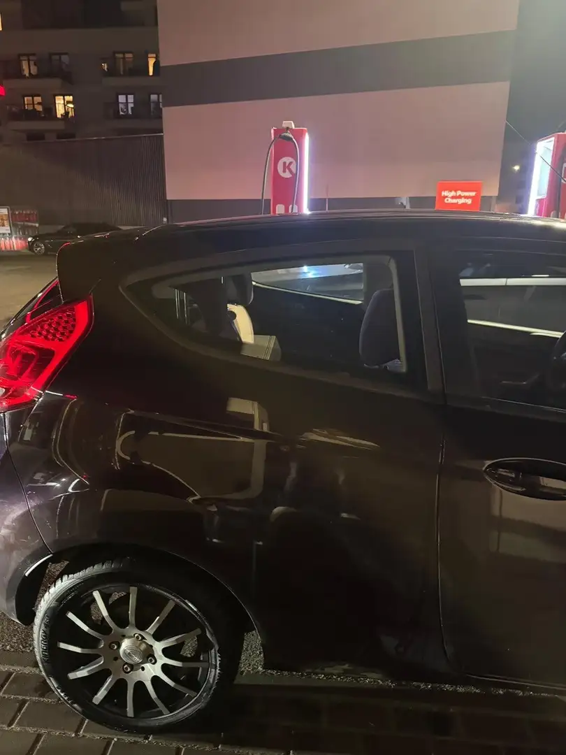 Ford Fiesta Courier Family - 2