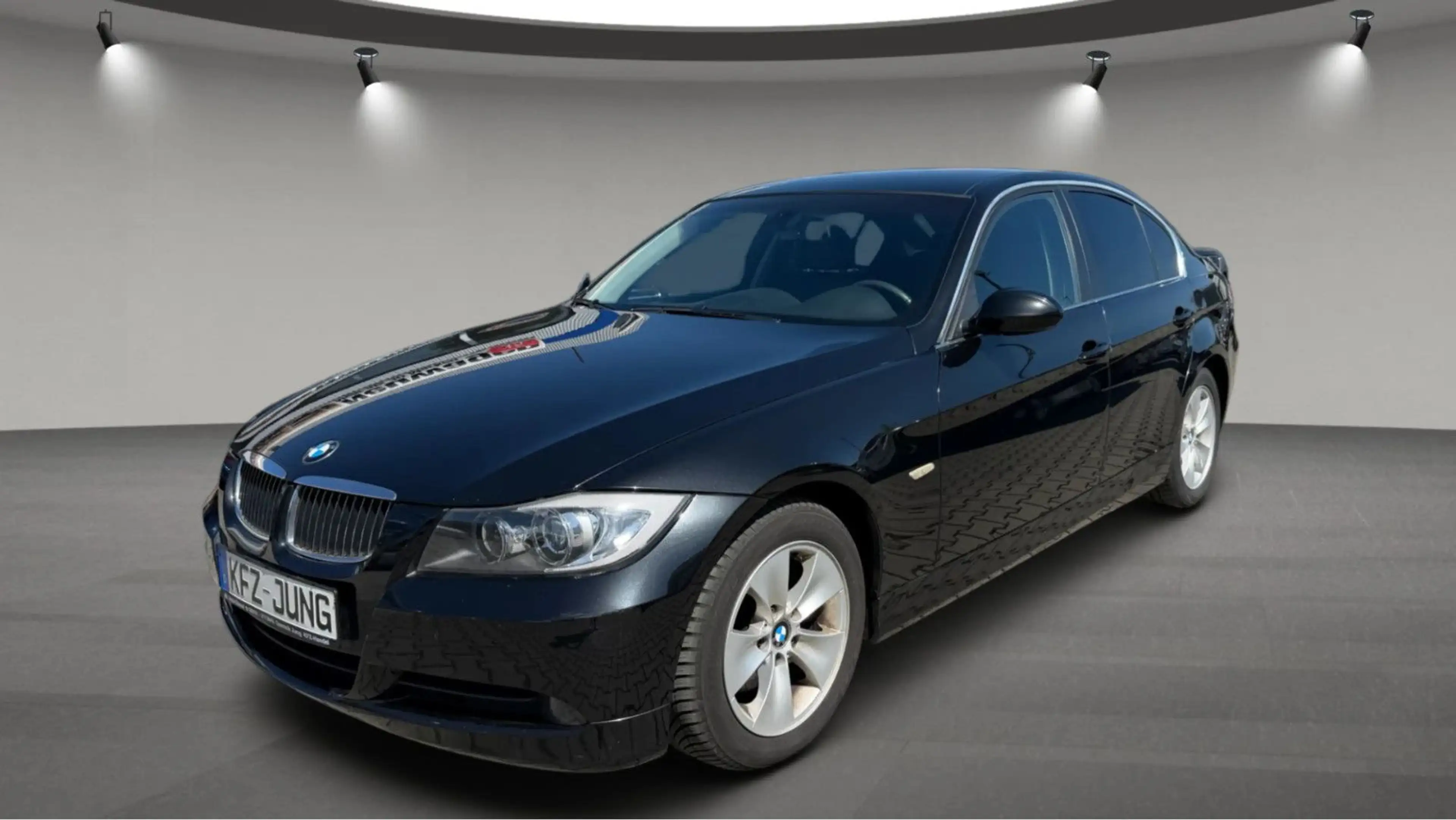 BMW 325 i XDrive *NAVI*SHZ*XENON*TÜV 01/2027