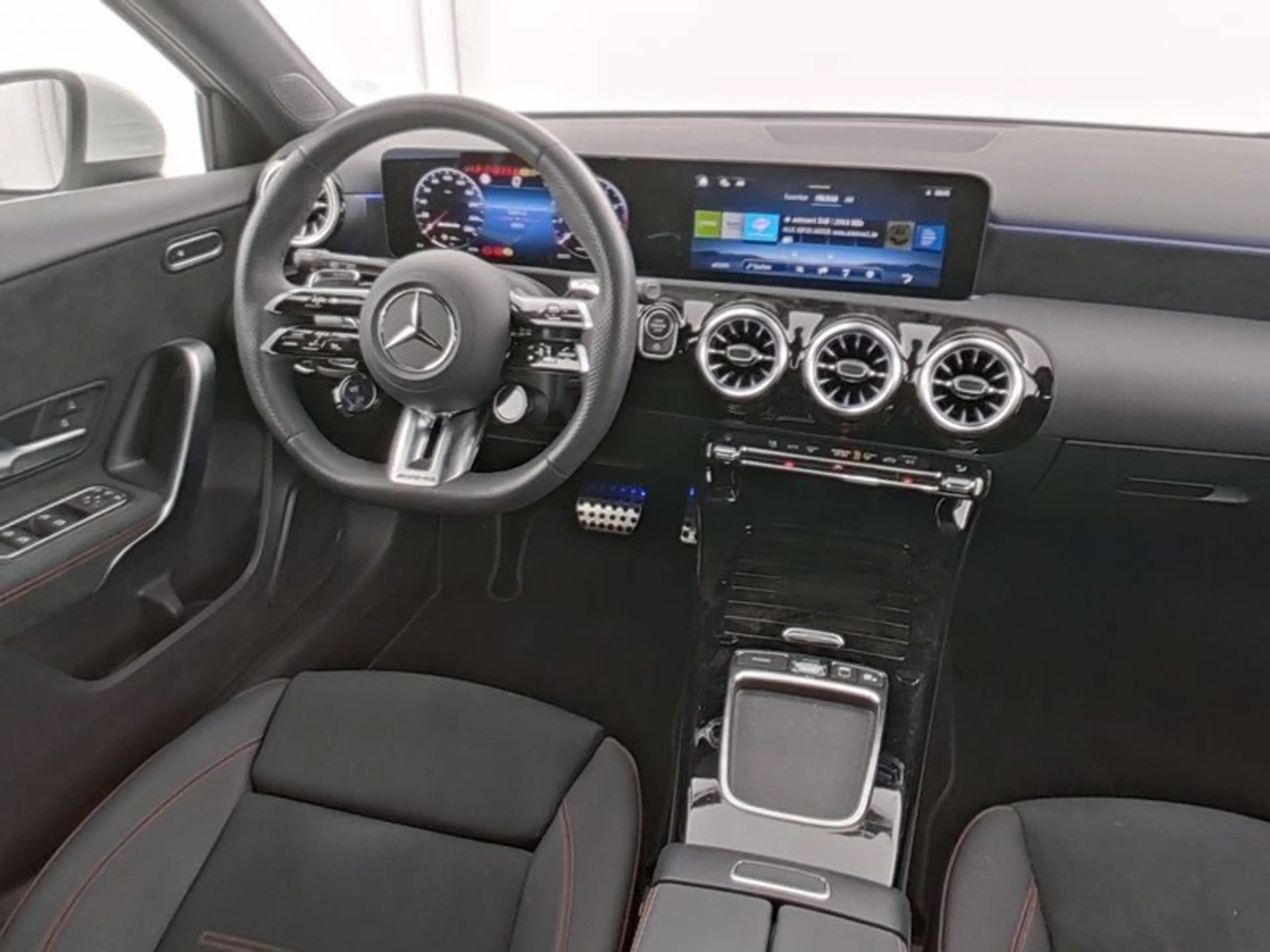 Mercedes-Benz A 35 AMG Mercedes-AMG A 35 4M AHK PANORA FAP MBEAM WINTER — photo 7