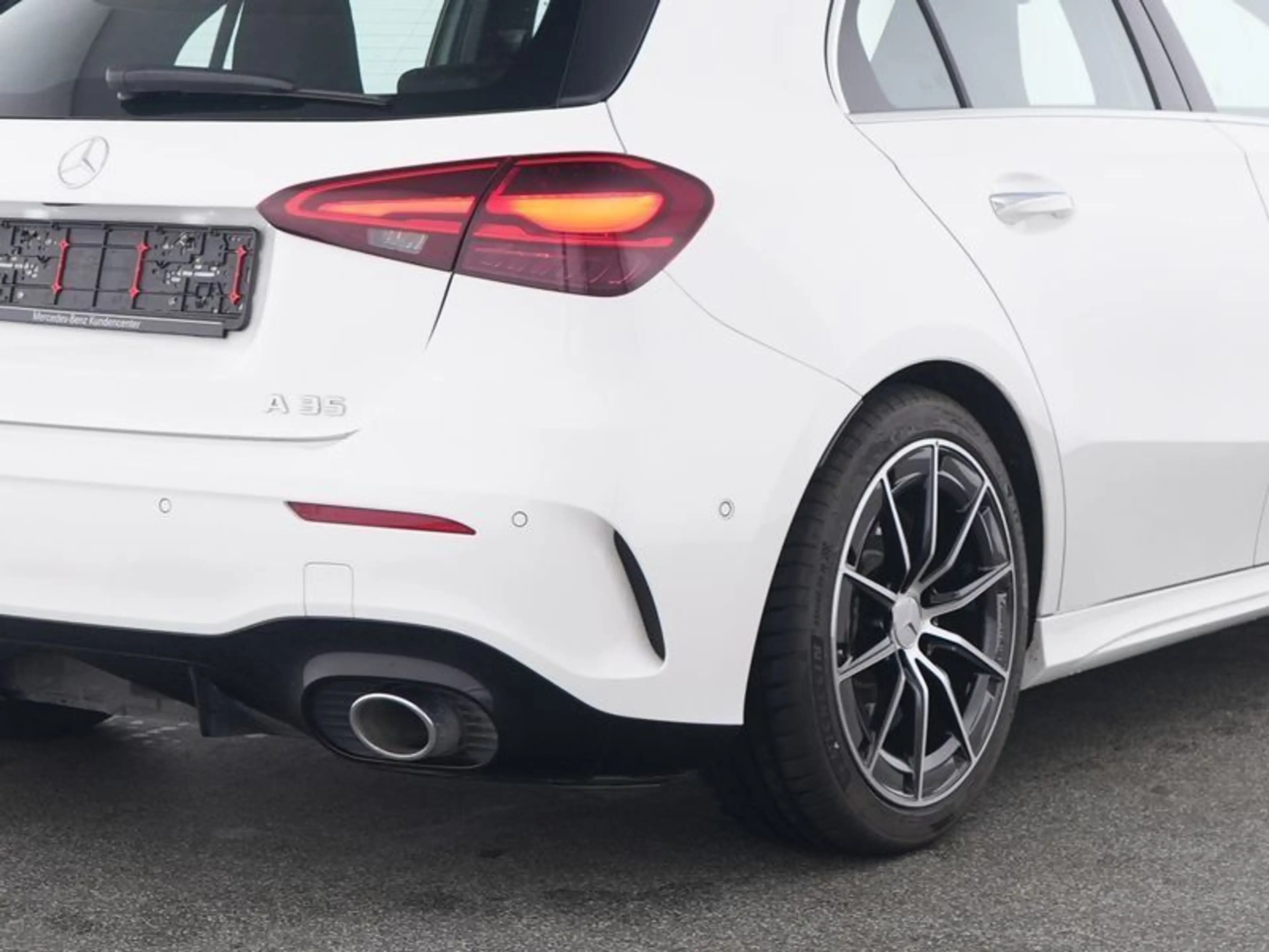 Mercedes-Benz A 35 AMG Mercedes-AMG A 35 4M AHK PANORA FAP MBEAM WINTER — photo 4