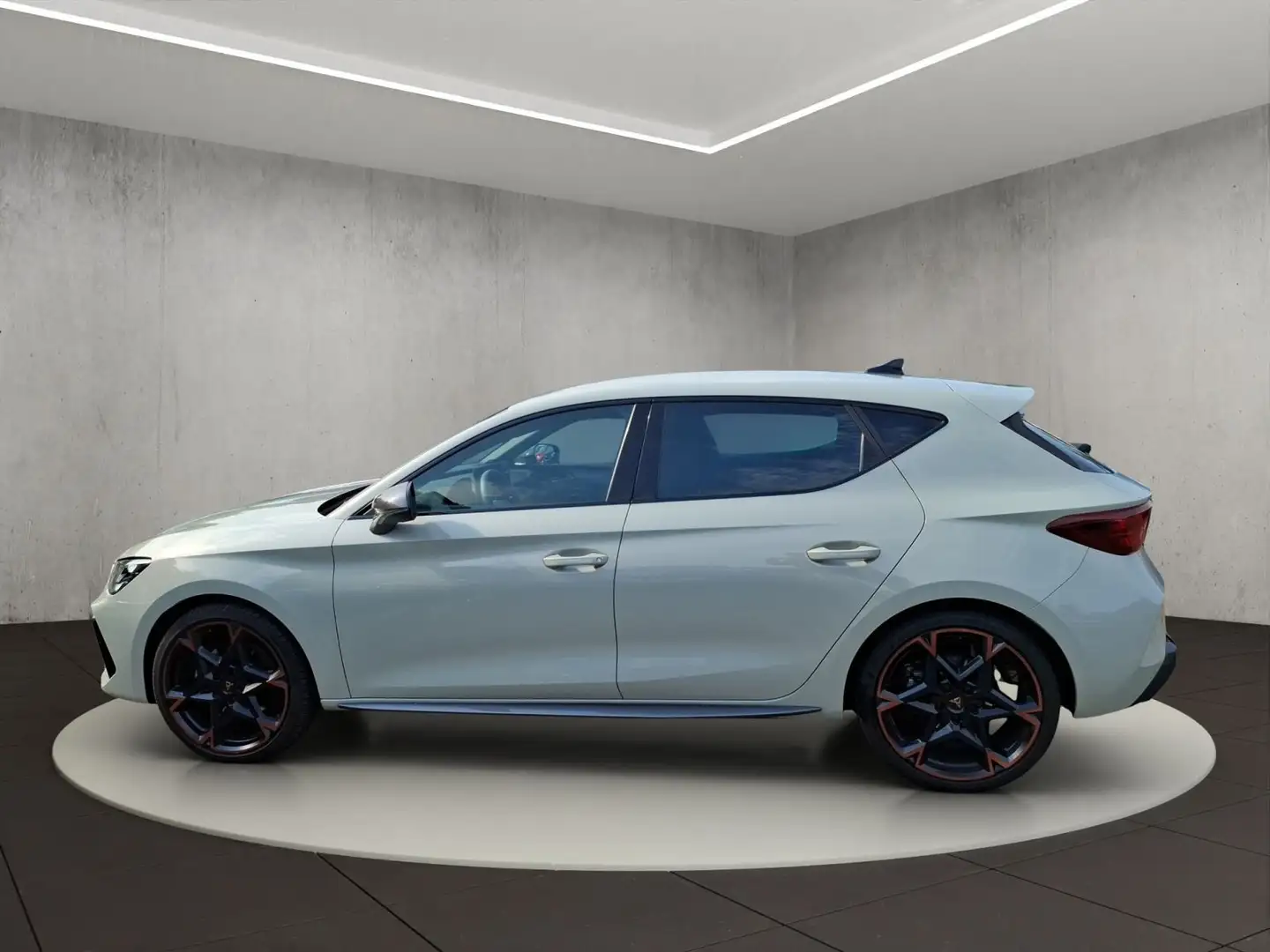 CUPRA Leon 1.5 eTSI 110 kW (150 PS) Grau - 2
