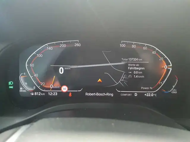 BMW X3 view 11