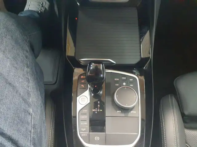 BMW X3 view 10