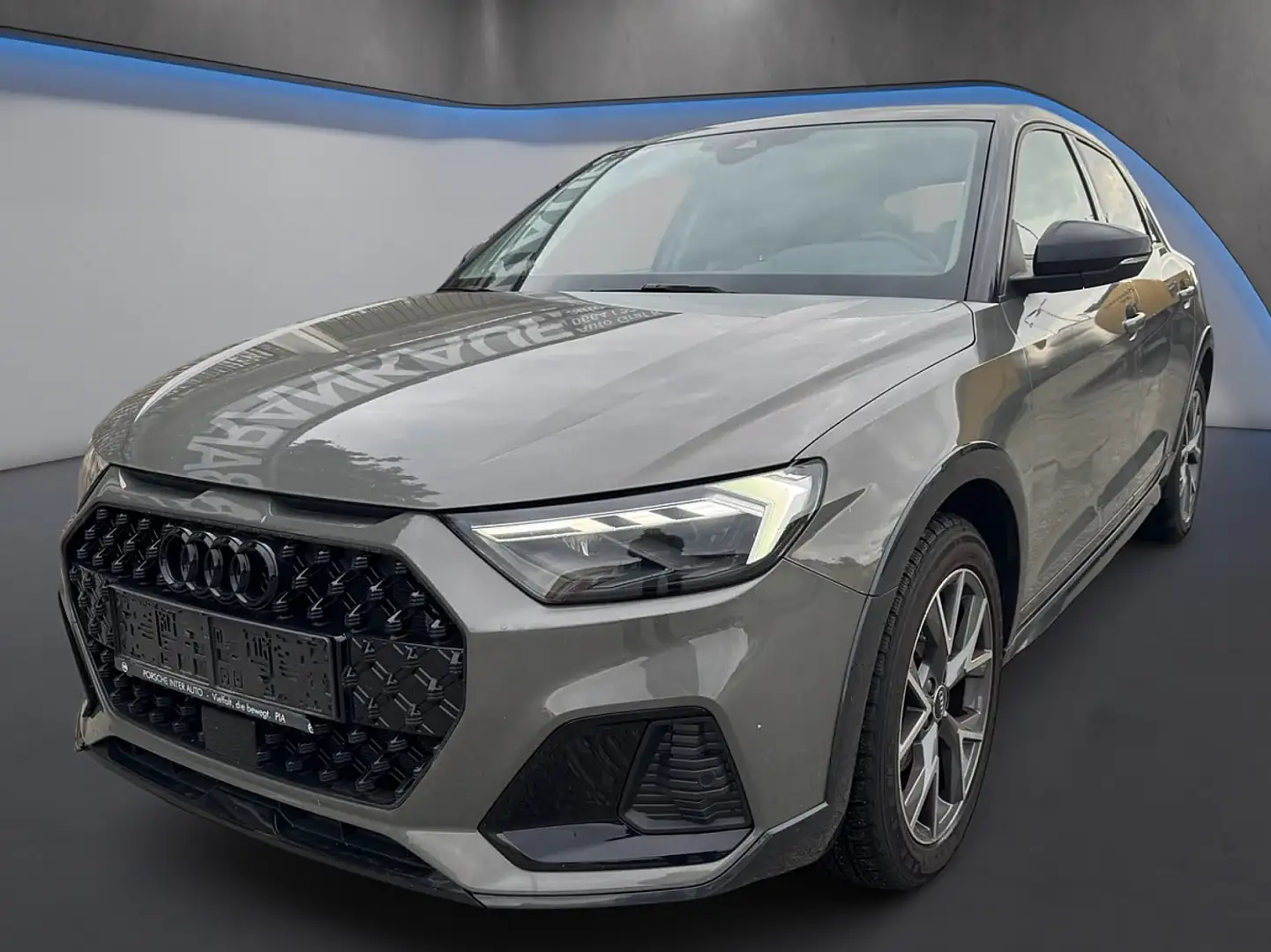 Audi A1 35 TSI Stronic *beschädigt*LED*Virtual*Sitzh.* Gris - 1
