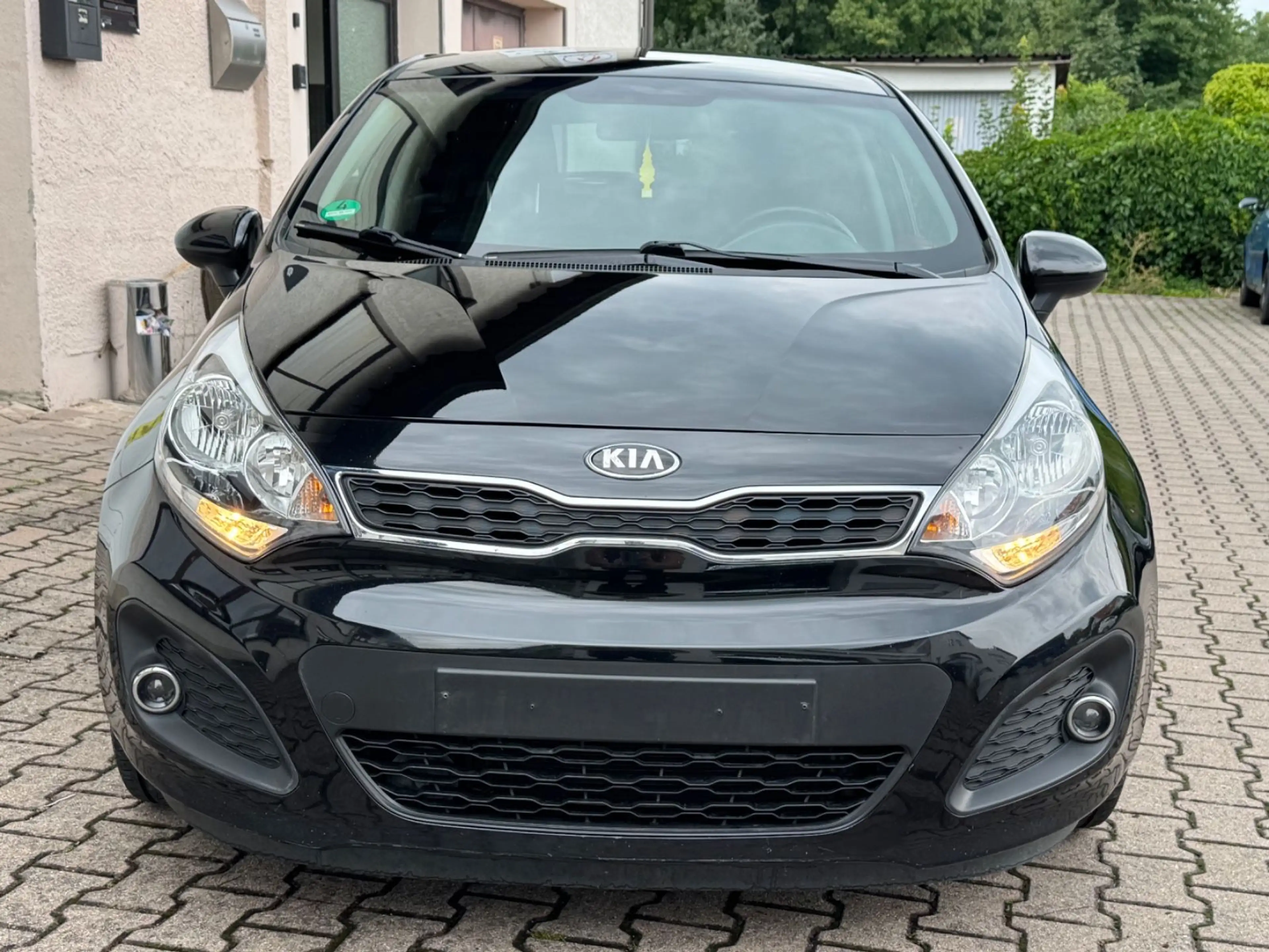 Kia Rio FIFA World Cup Edition LHZ PDC SHZ 1. HAND — photo 13