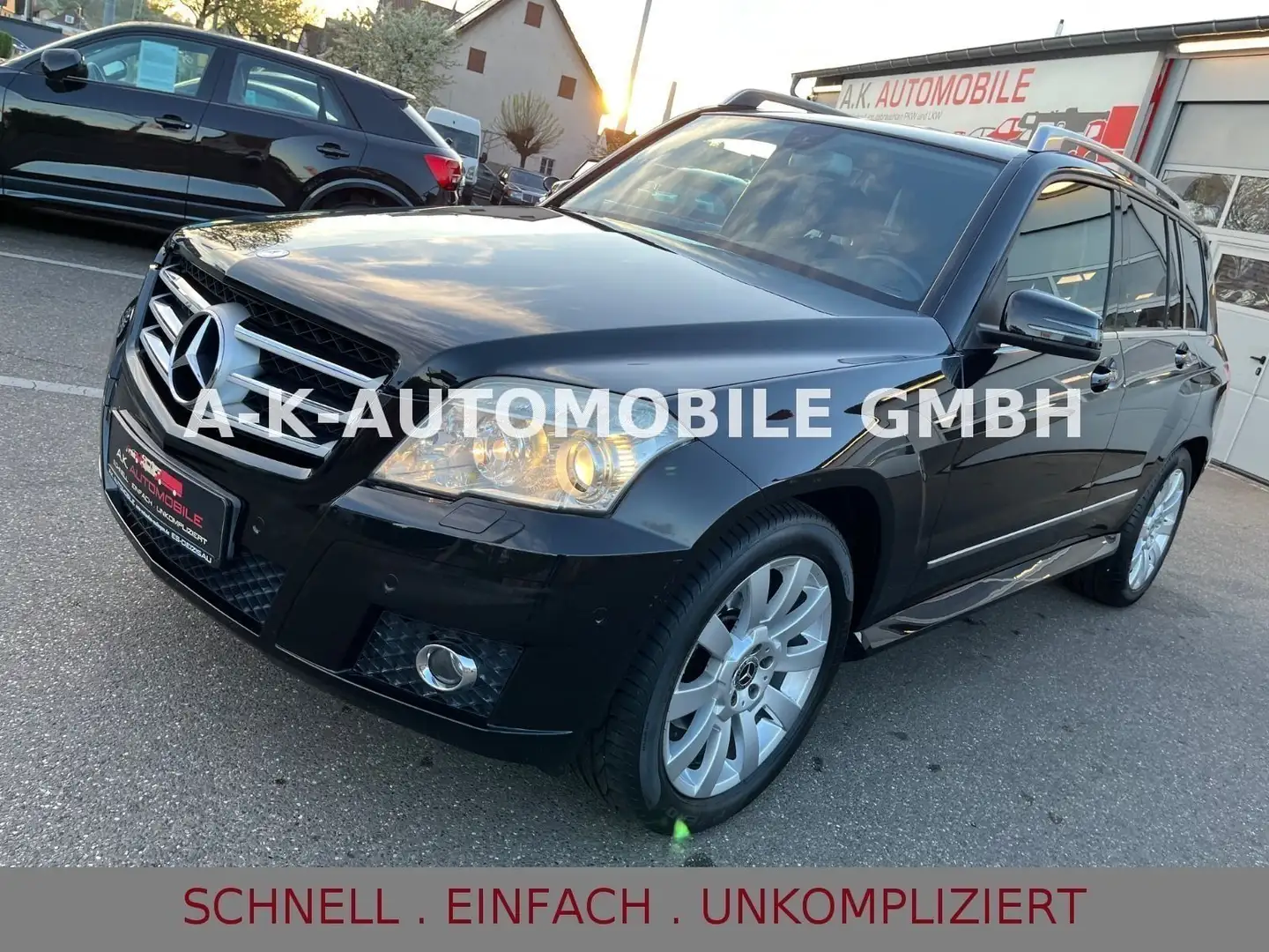 Mercedes-Benz GLK 350 4Matic Sport*NAVI*BI-XENON*AHK*TEMPO*SHZ Siyah - 1