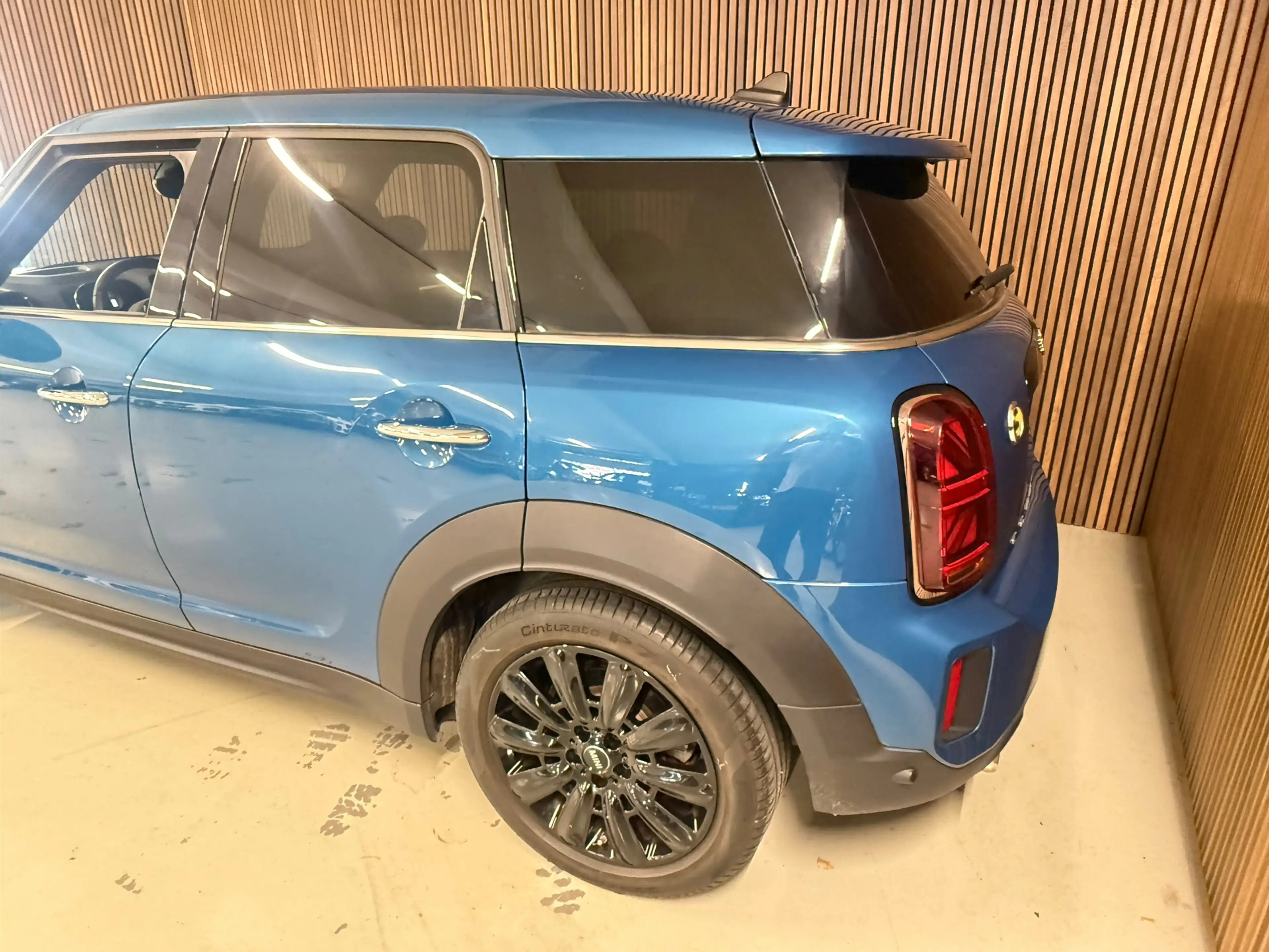 MINI Cooper SE Countryman 1.5 ALL4 MINI Yours — photo 7