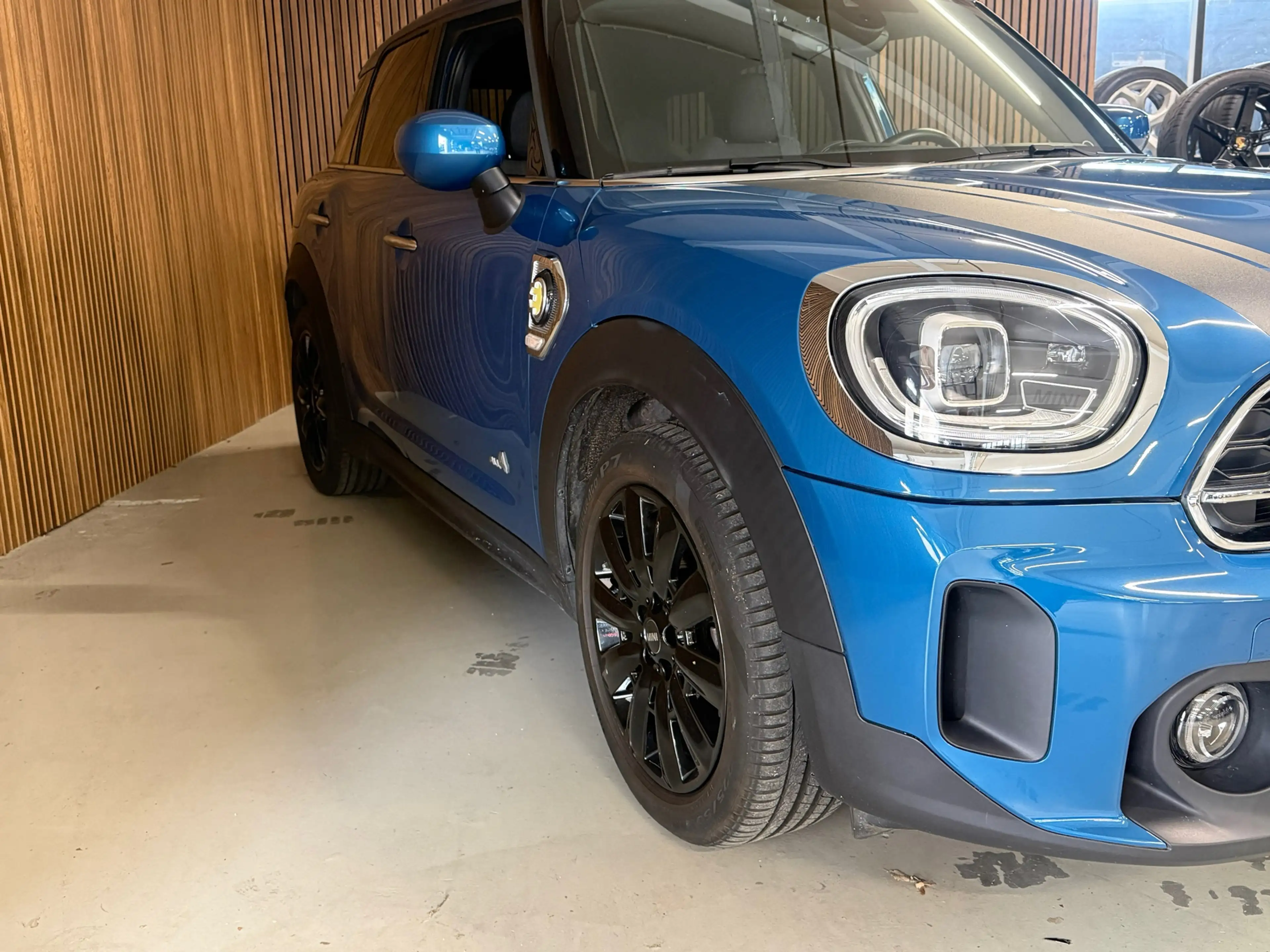 MINI Cooper SE Countryman 1.5 ALL4 MINI Yours — photo 4