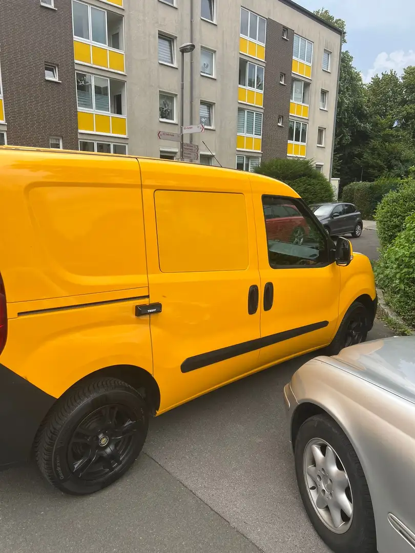 Fiat Doblo sehr gepflegt in gelber Folie Blanc - 2