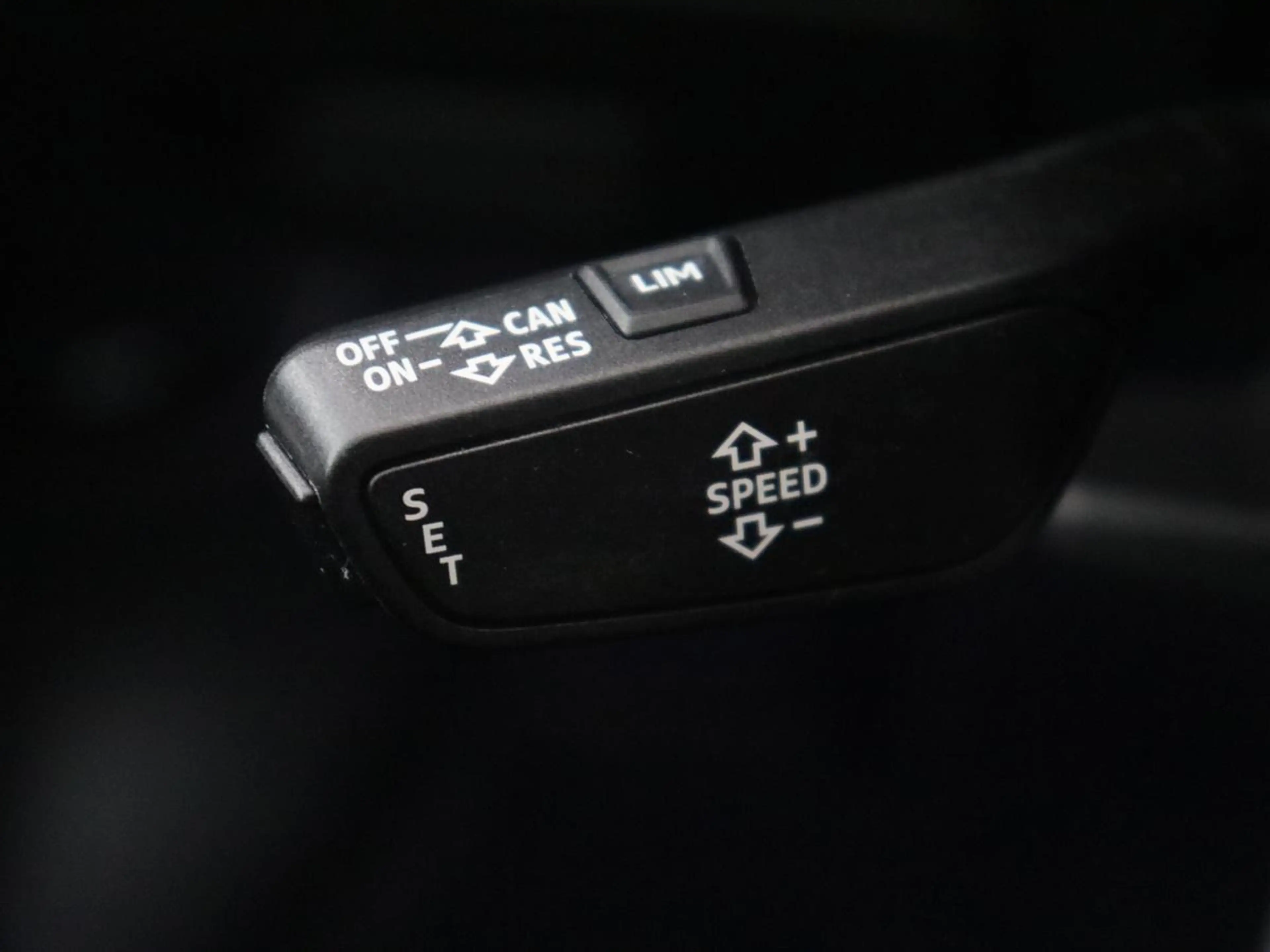 Audi A6 Limousine 50 TFSI e quattro Business edition SOH 9 — photo 15