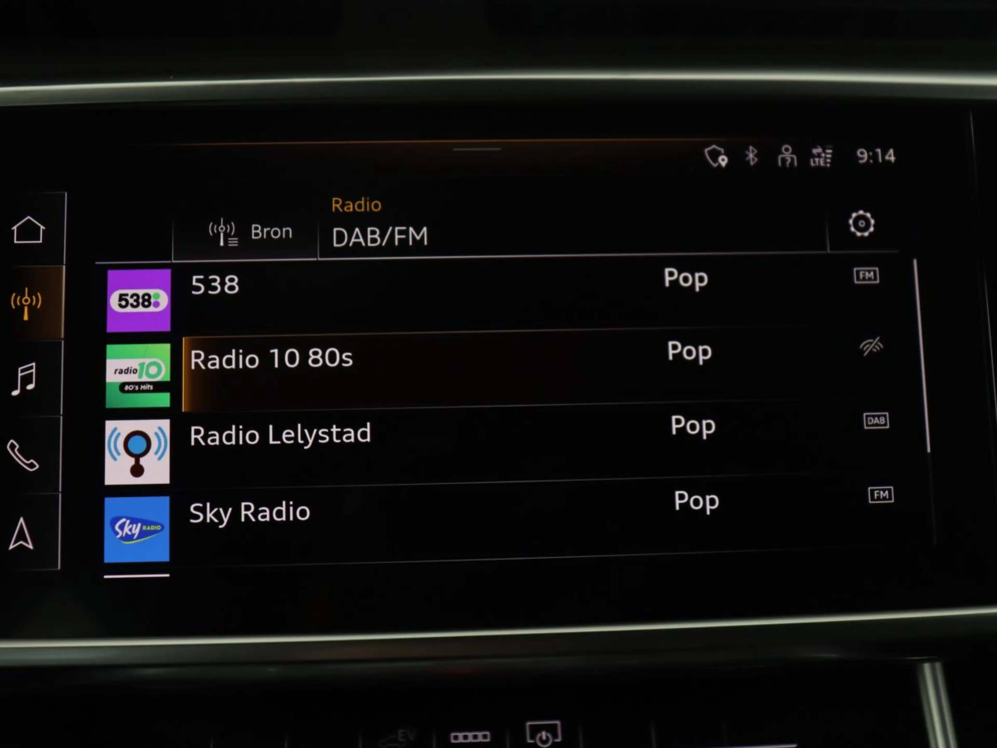 Audi A6 Limousine 50 TFSI e quattro Business edition SOH 9 — photo 20