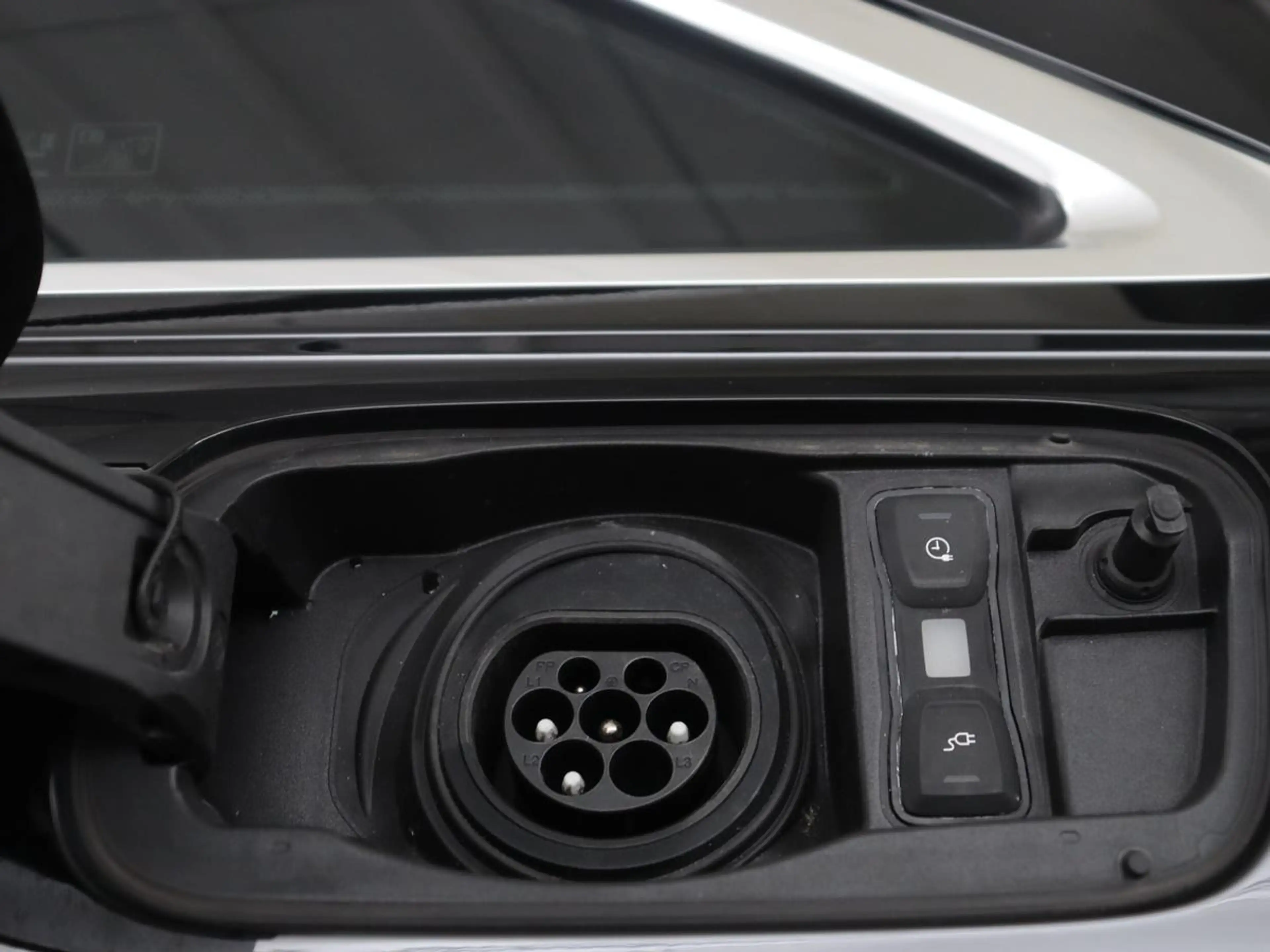 Audi A6 Limousine 50 TFSI e quattro Business edition SOH 9 — photo 12