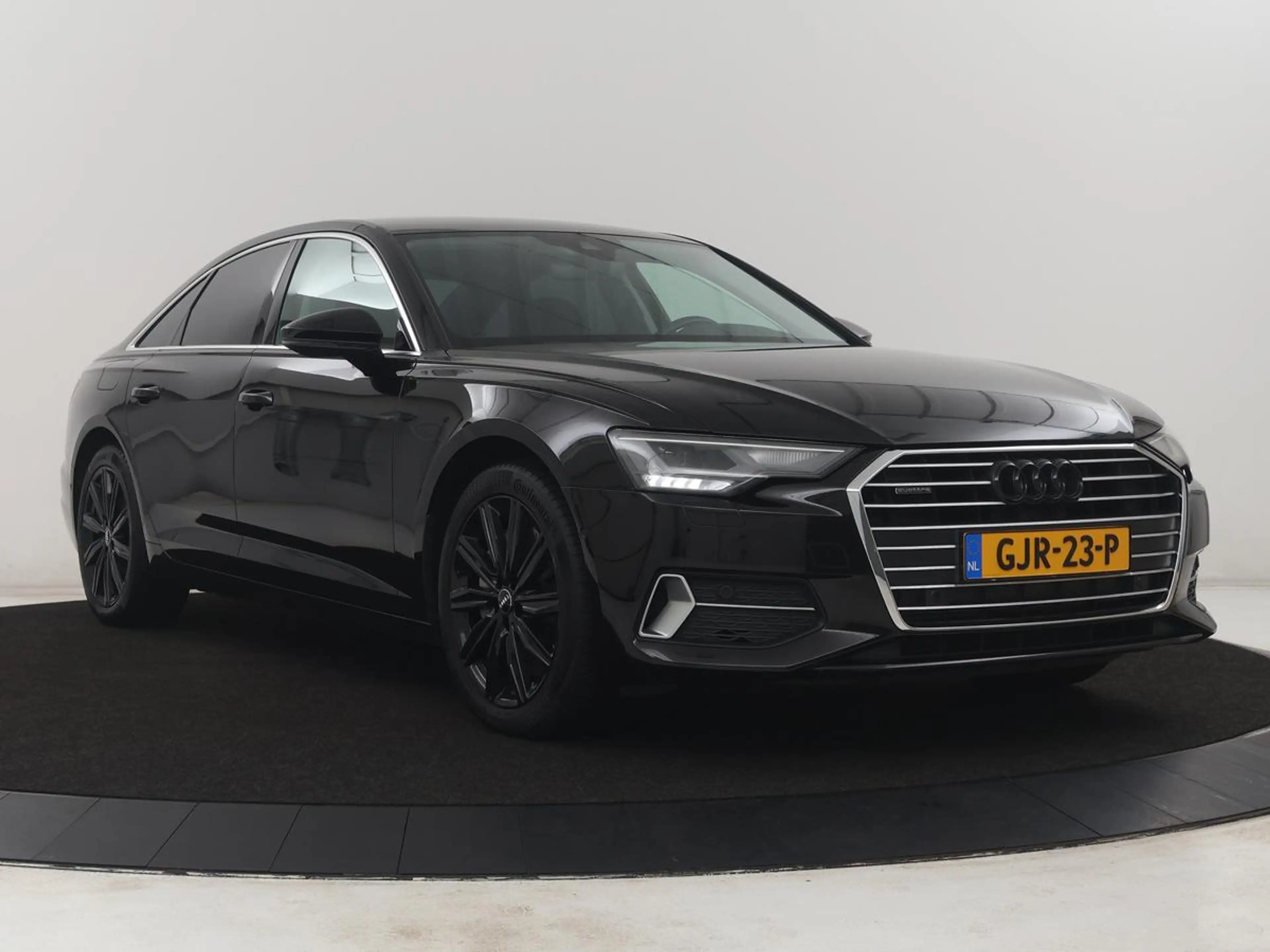 Audi A6 Limousine 50 TFSI e quattro Business edition SOH 9 — photo 36