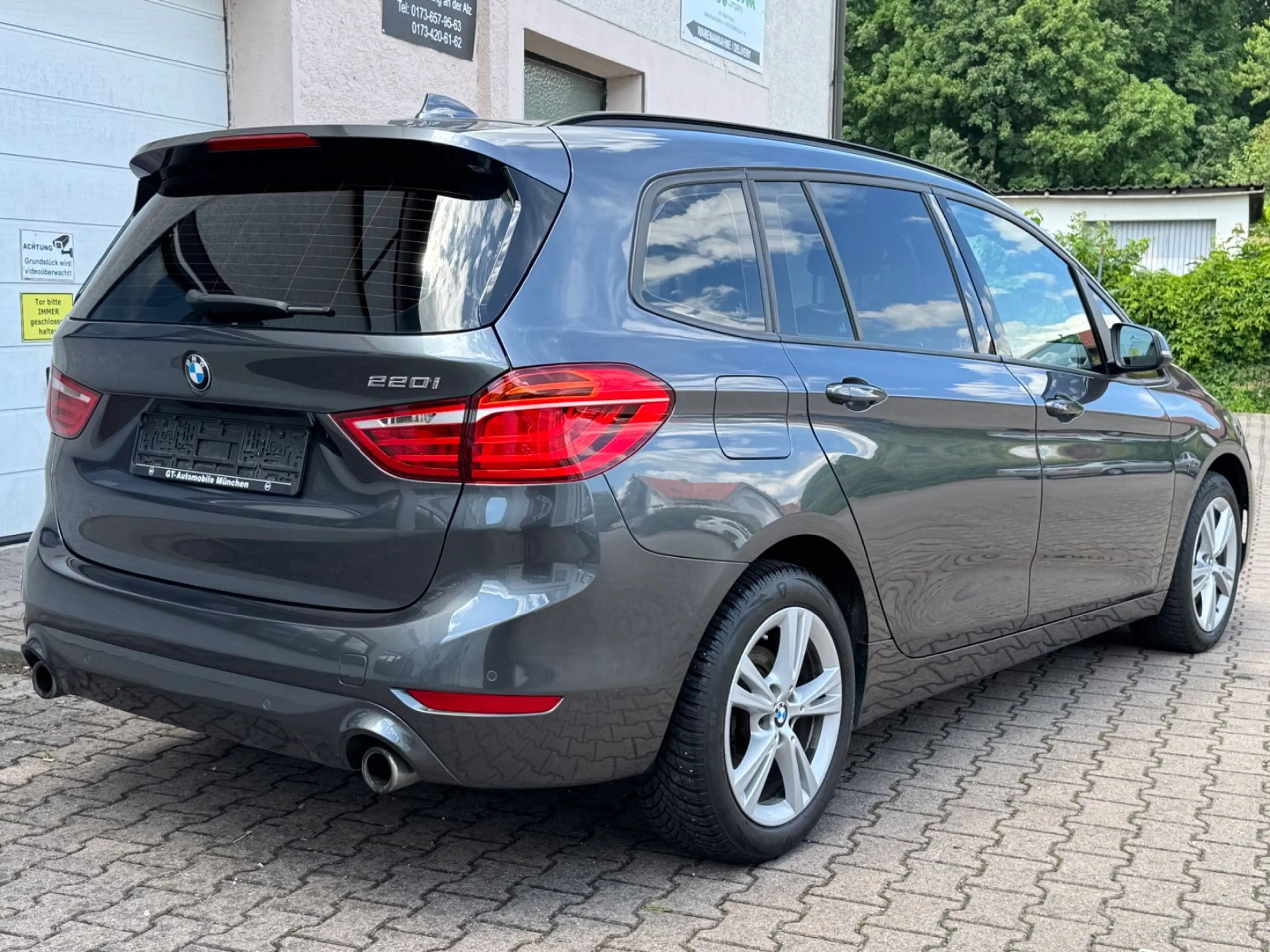 BMW 220 2 Gran Tourer 220i PANORAMA AUTOMATIK 7-SITZER — photo 10
