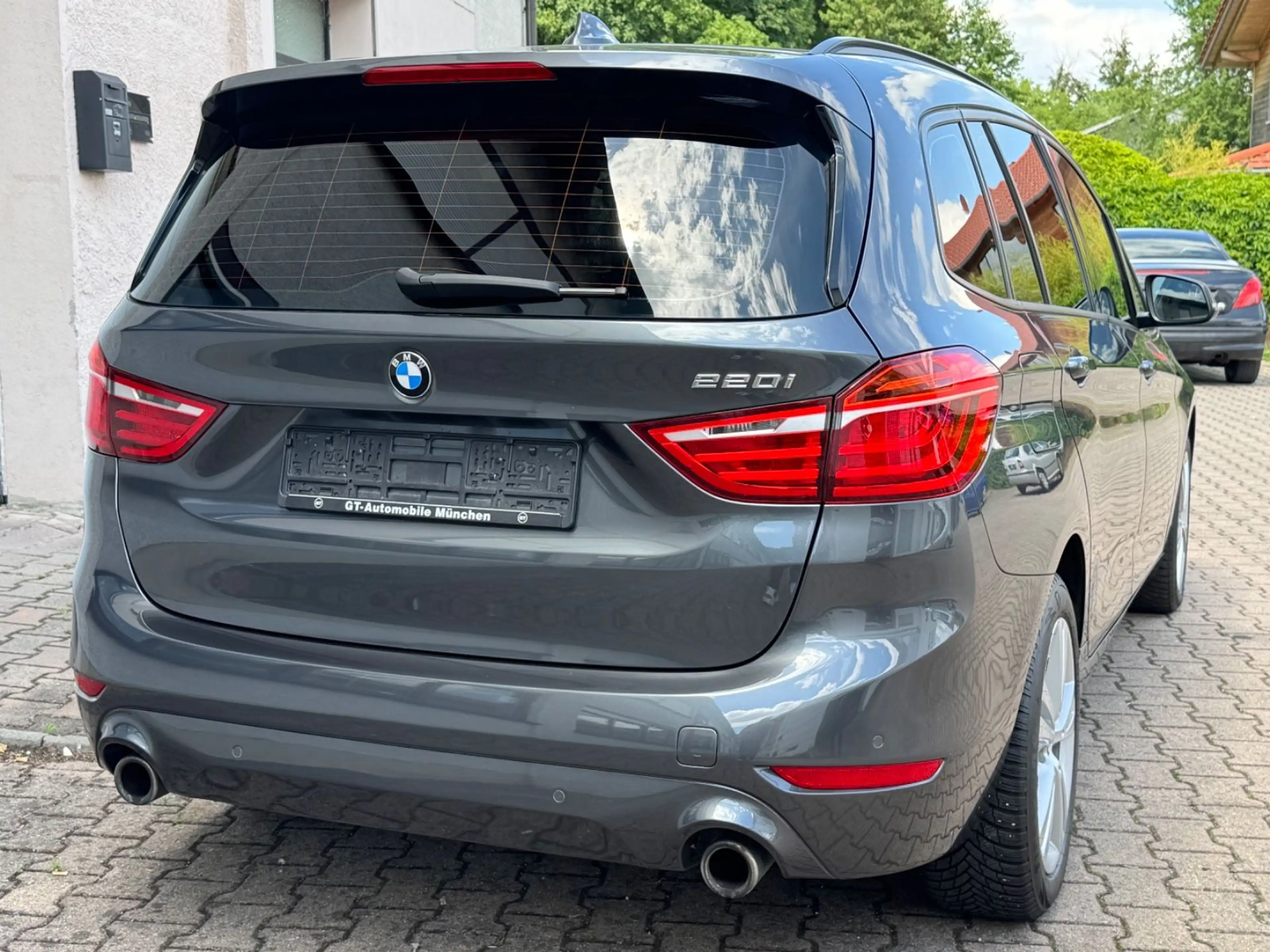 BMW 220 2 Gran Tourer 220i PANORAMA AUTOMATIK 7-SITZER — photo 9