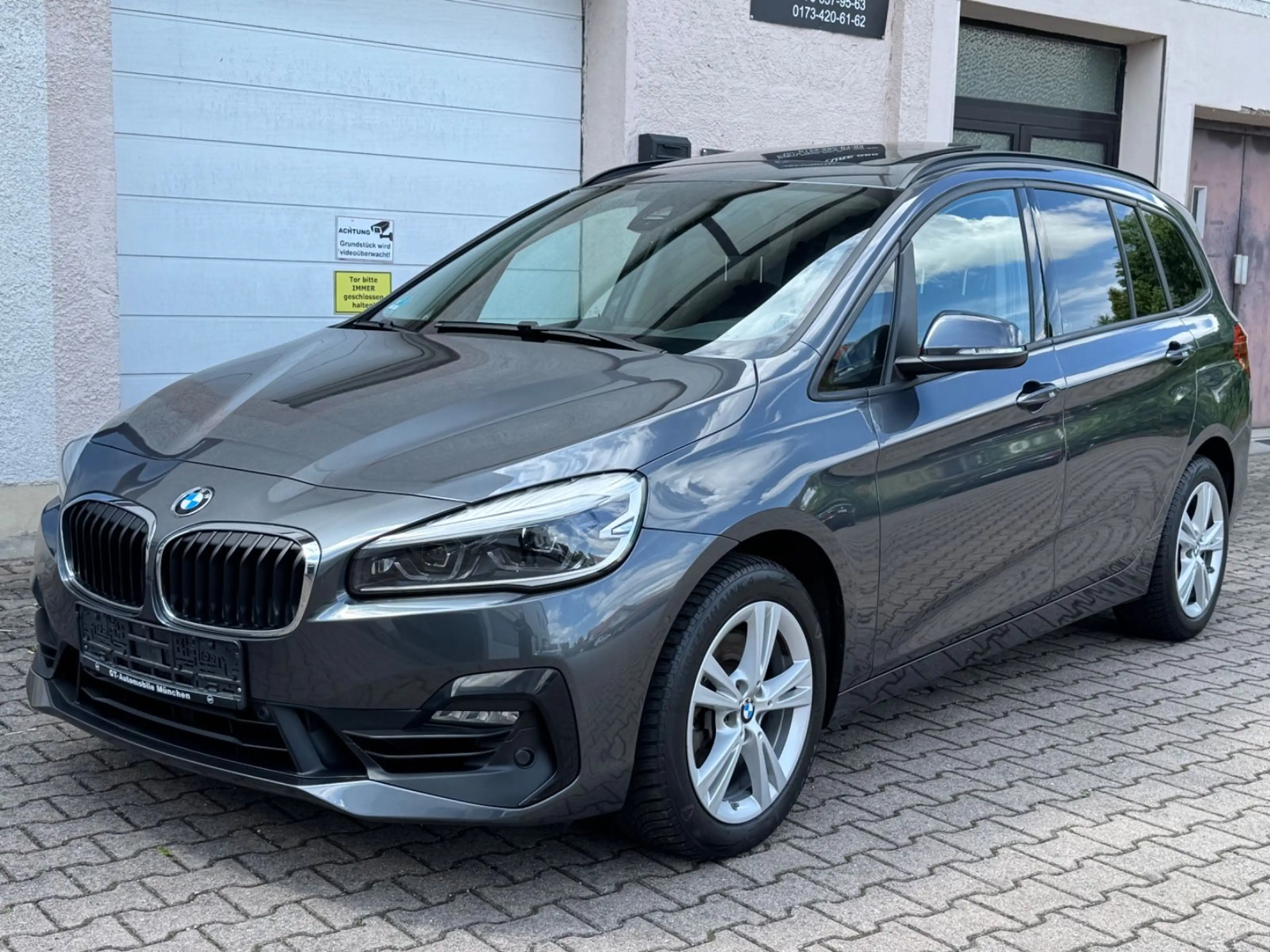 BMW 220 2 Gran Tourer 220i PANORAMA AUTOMATIK 7-SITZER — photo 3