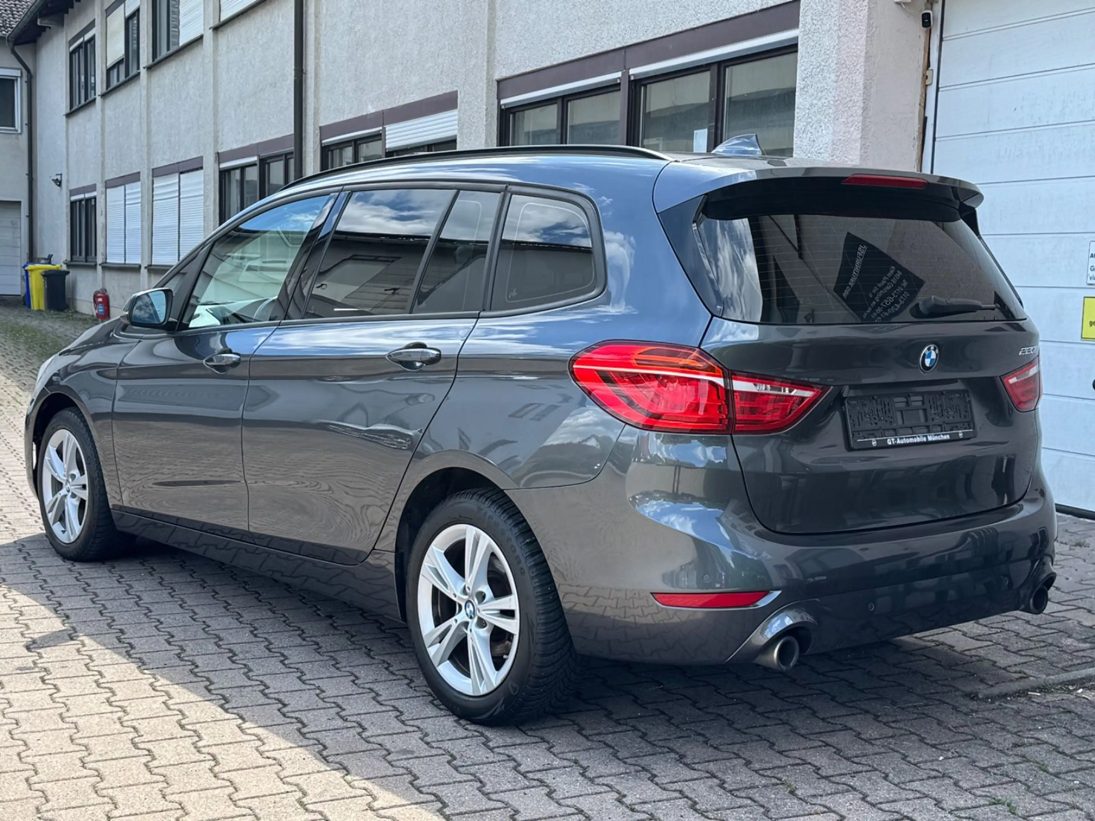 BMW 220 2 Gran Tourer 220i PANORAMA AUTOMATIK 7-SITZER — photo 5