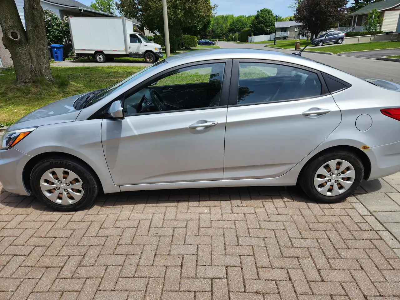Hyundai ACCENT fotografie Hyundai ACCENT