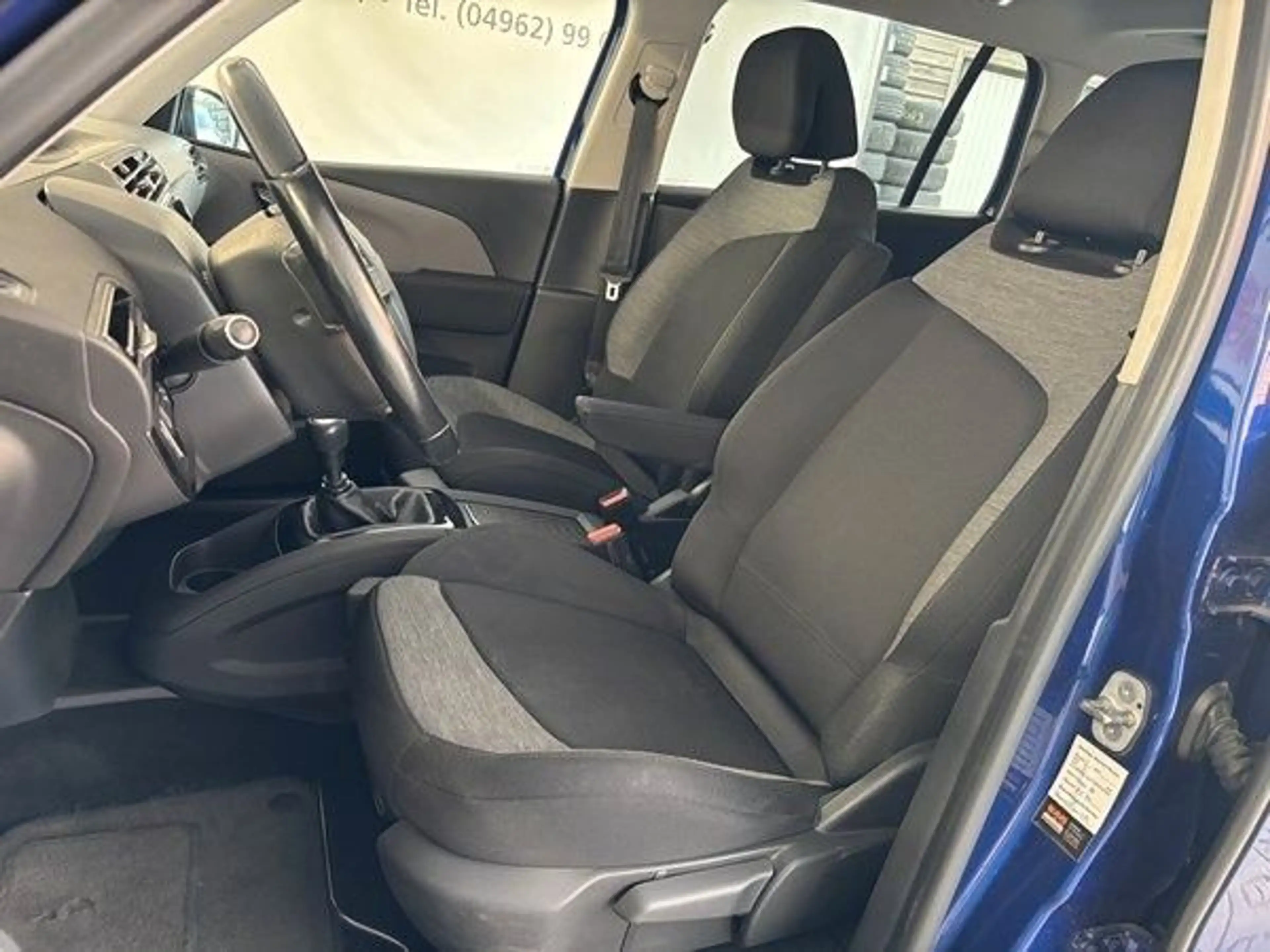 Citroen Grand C4 Picasso PureTech 130 FEEL  AHK-7-Sitzer — photo 9