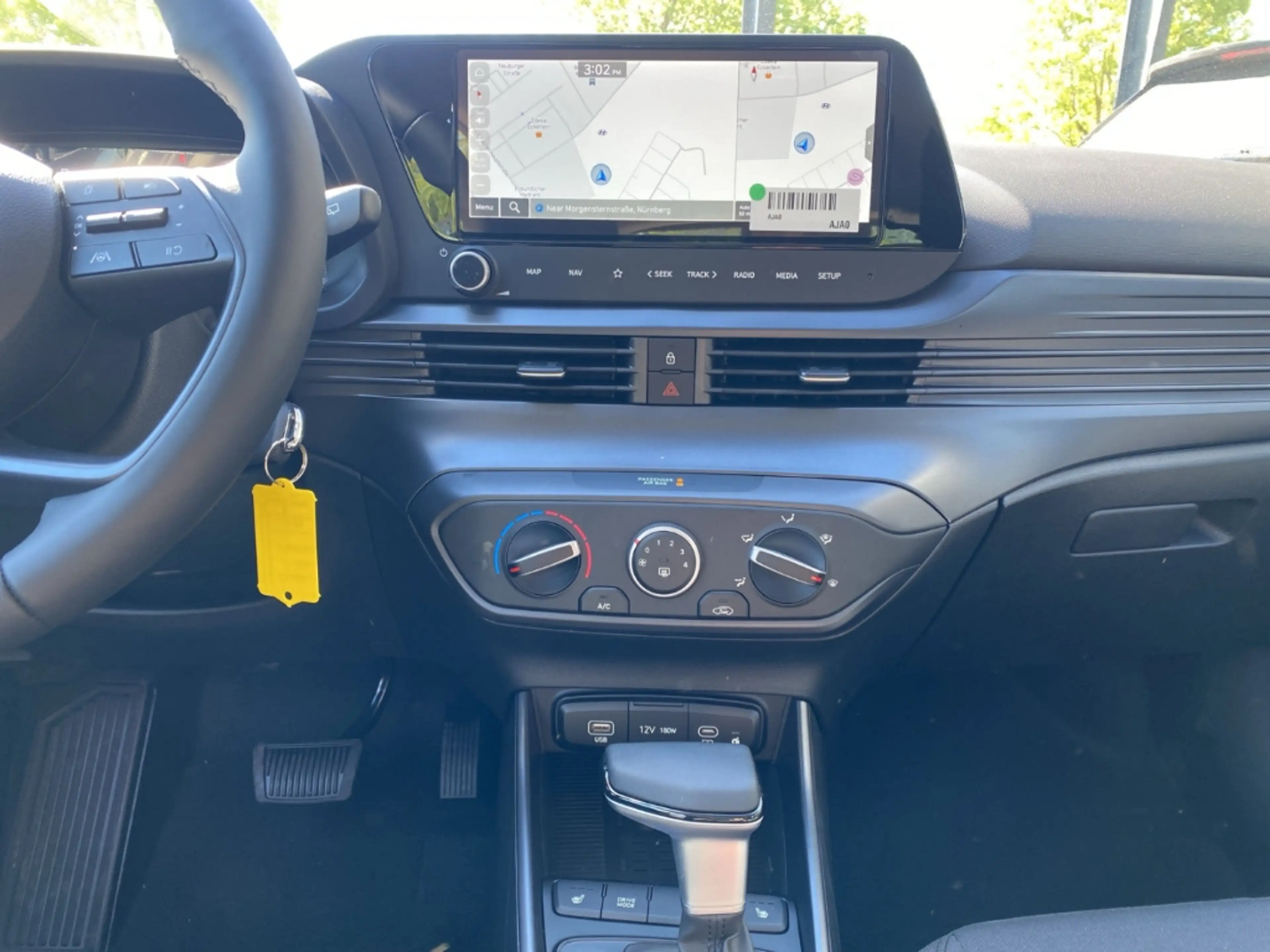 Hyundai i20 Trend FL (MY26) Navi Digitales Cockpit LED — photo 11