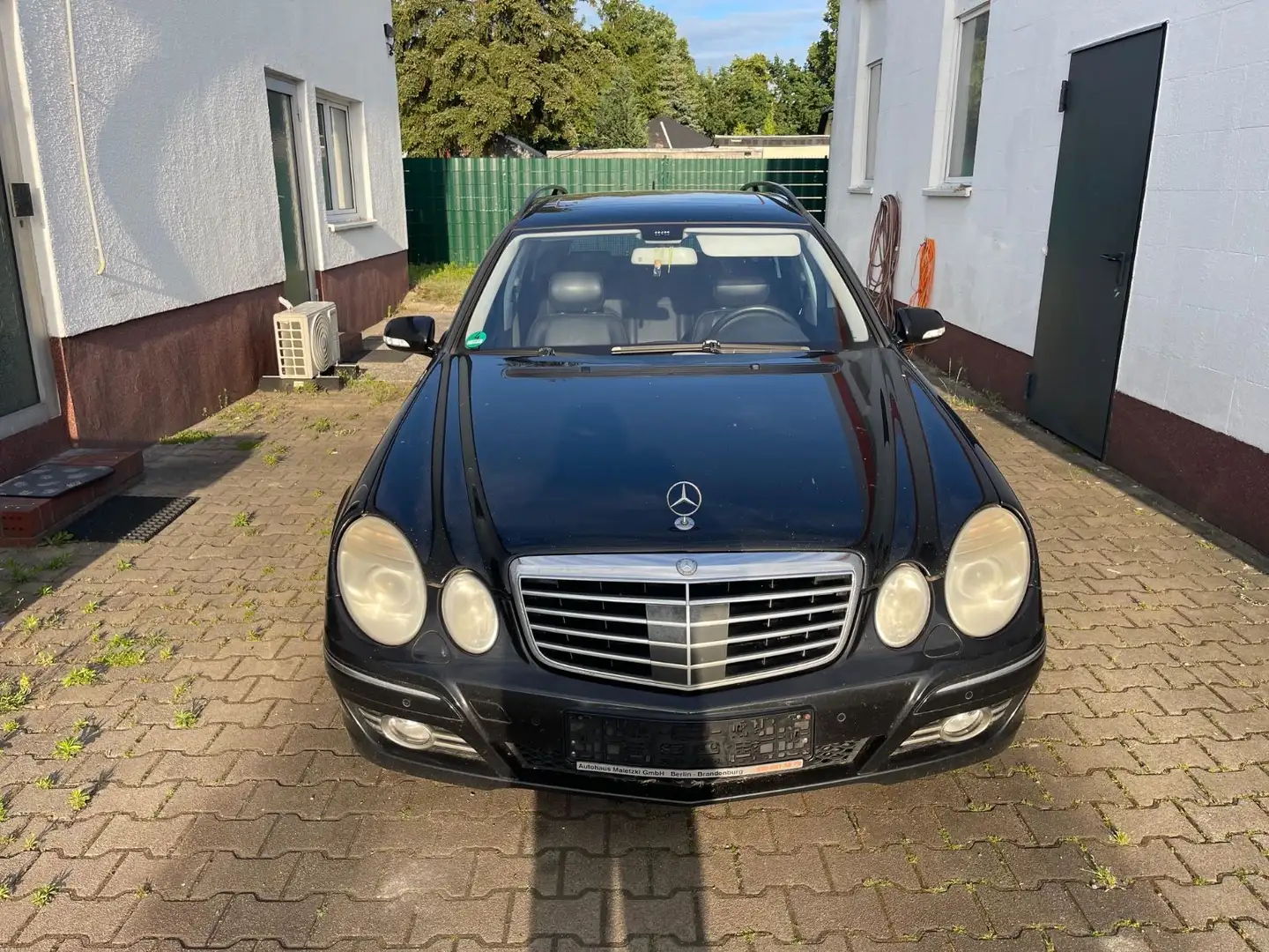 Mercedes-Benz E 280 T CDI*Keyless*Distronic*Schiebedach* Fekete - 2