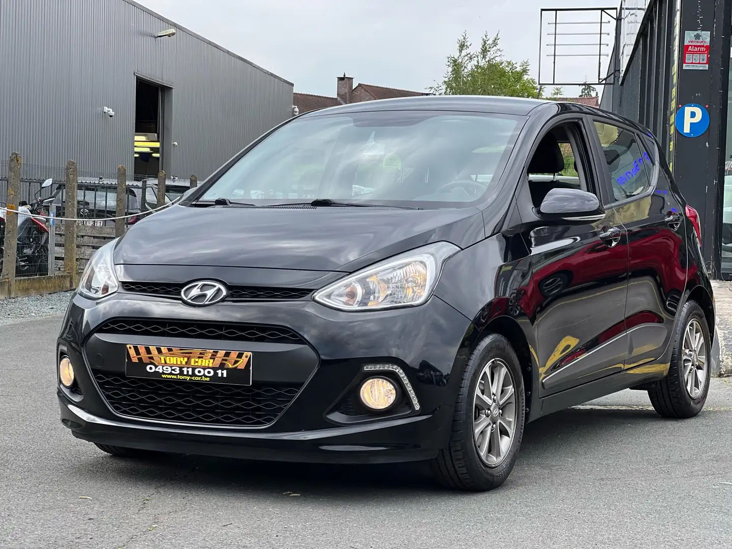 Hyundai i10 1.0i*CLIMA*JANTES*USB*AUX*BT*LED*garantie 12M* Noir - 2