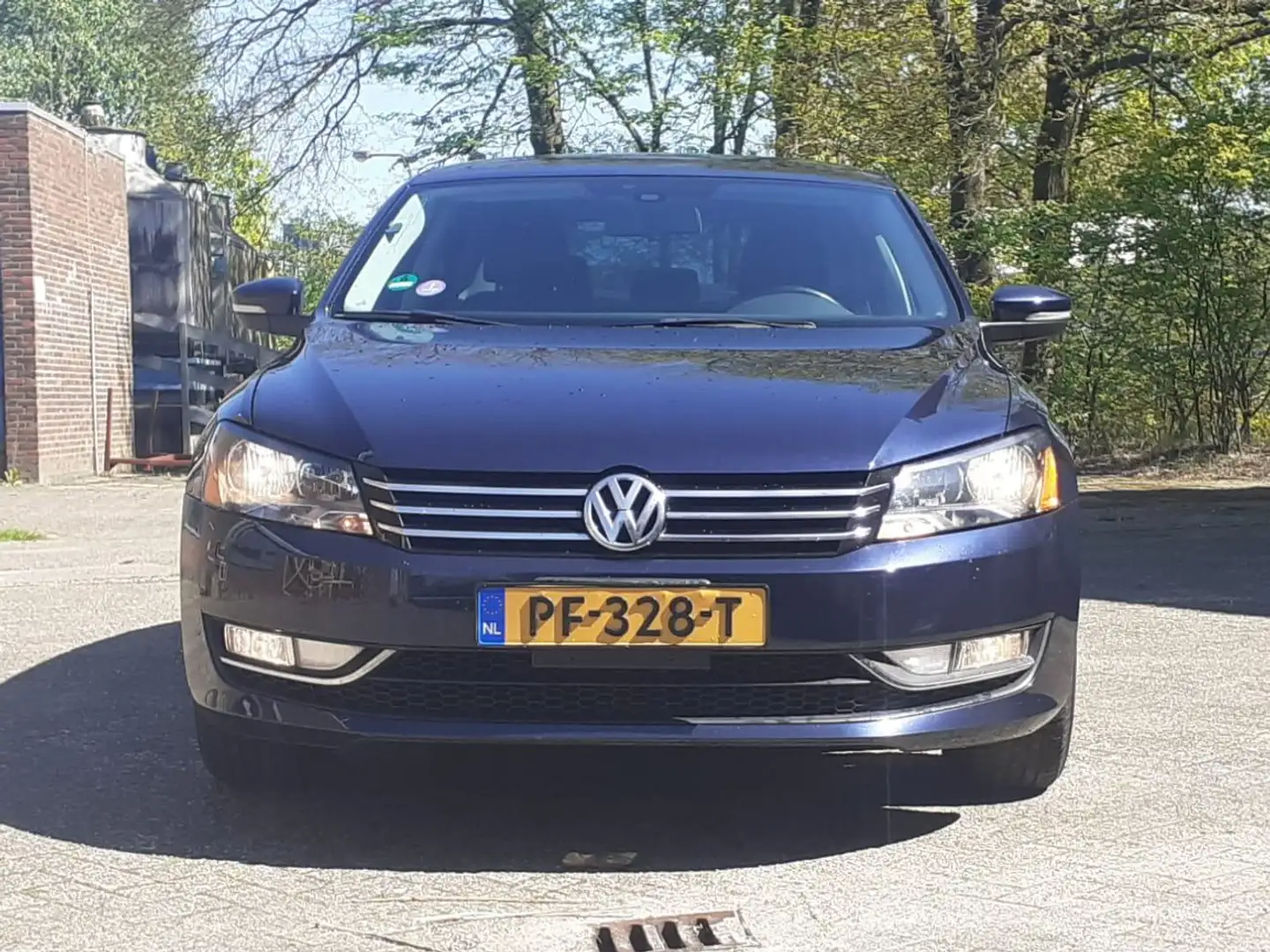 Volkswagen Passat Passat 1.8 TSI Bns. Edition R. Blauw - 2
