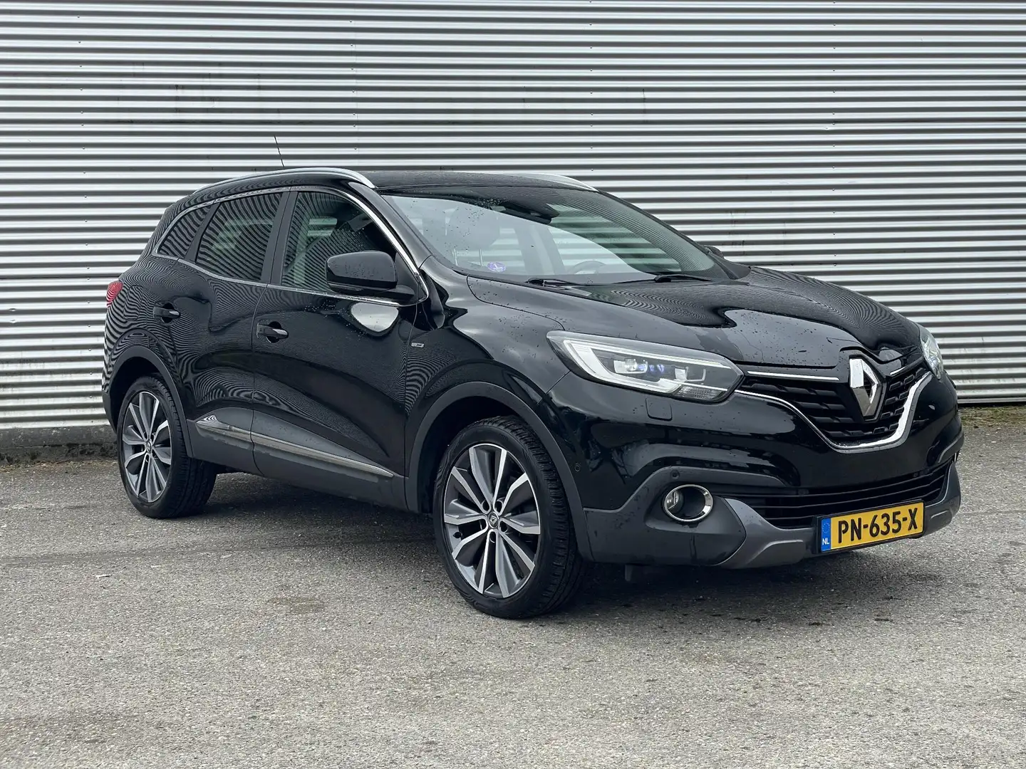 Renault Kadjar 1.2 TCe Bose 88.000 km Trekhaak. Zwart - 2