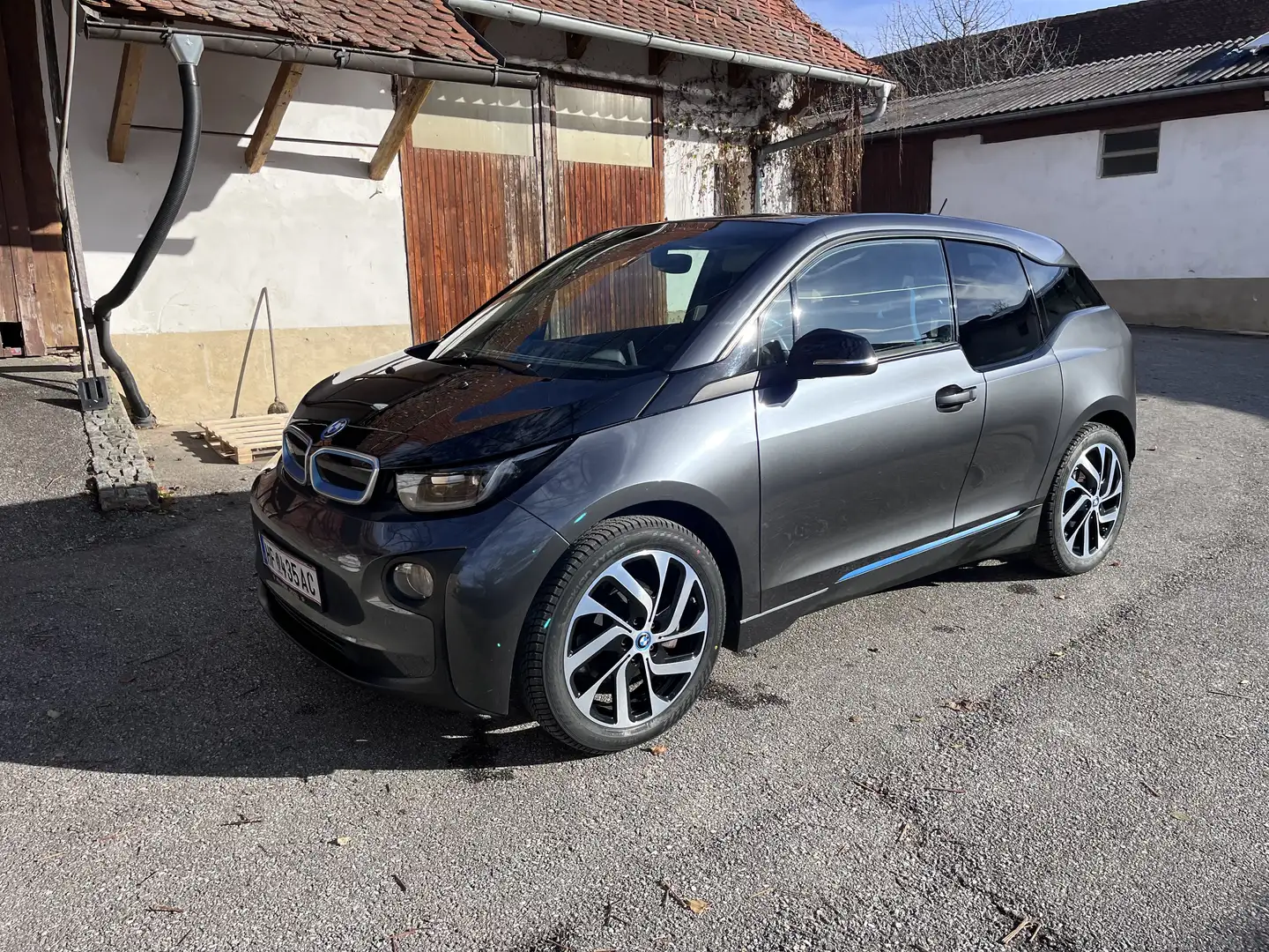 BMW i3 (60 Ah) Grau - 1