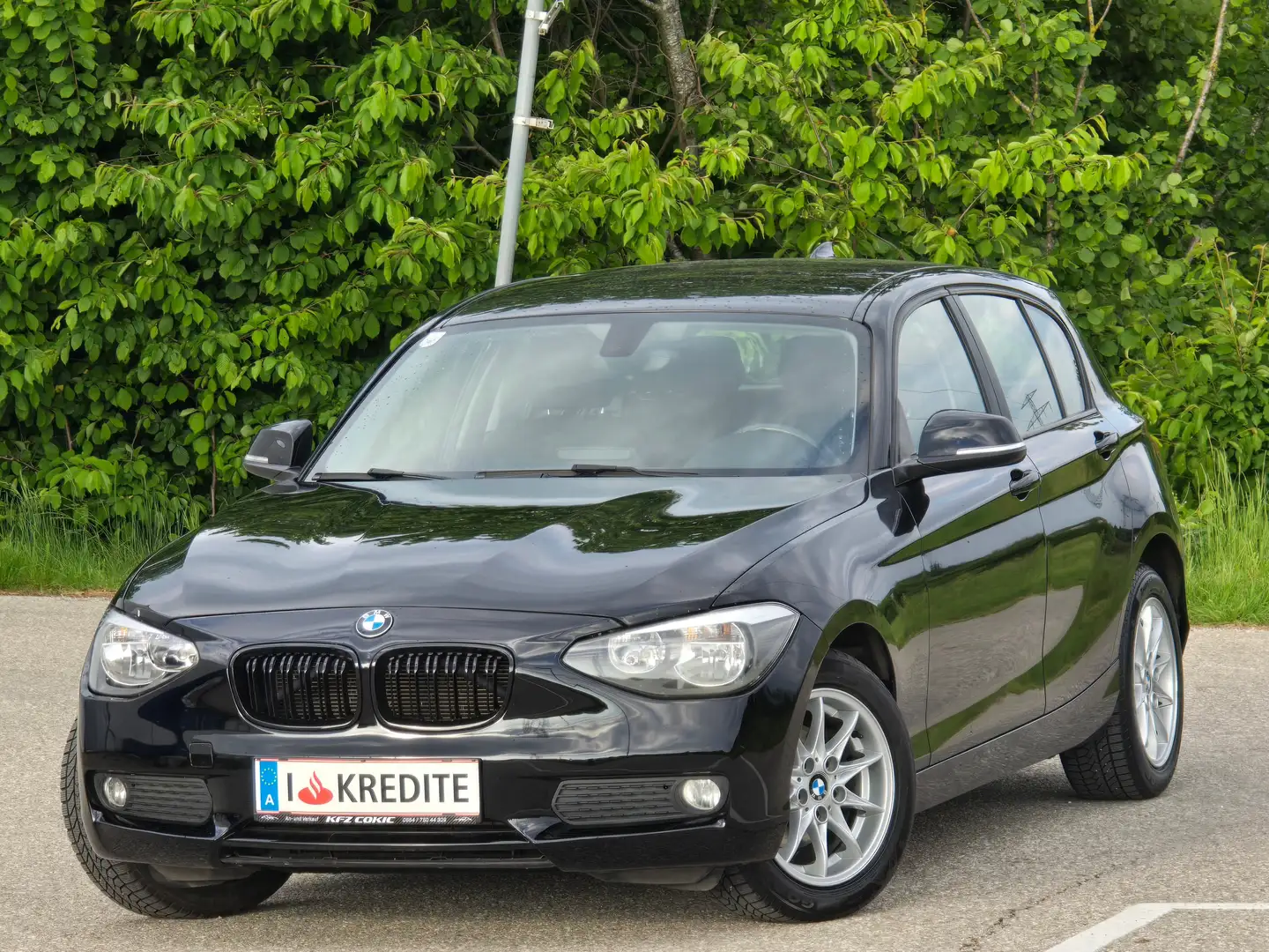 BMW 116 d Top* Kredit* Tempomat* Navi* Gepflegter Zustand* Schwarz - 1