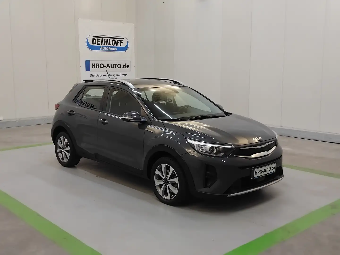 Kia Stonic 1.0 T-GDI Vision Grau - 1