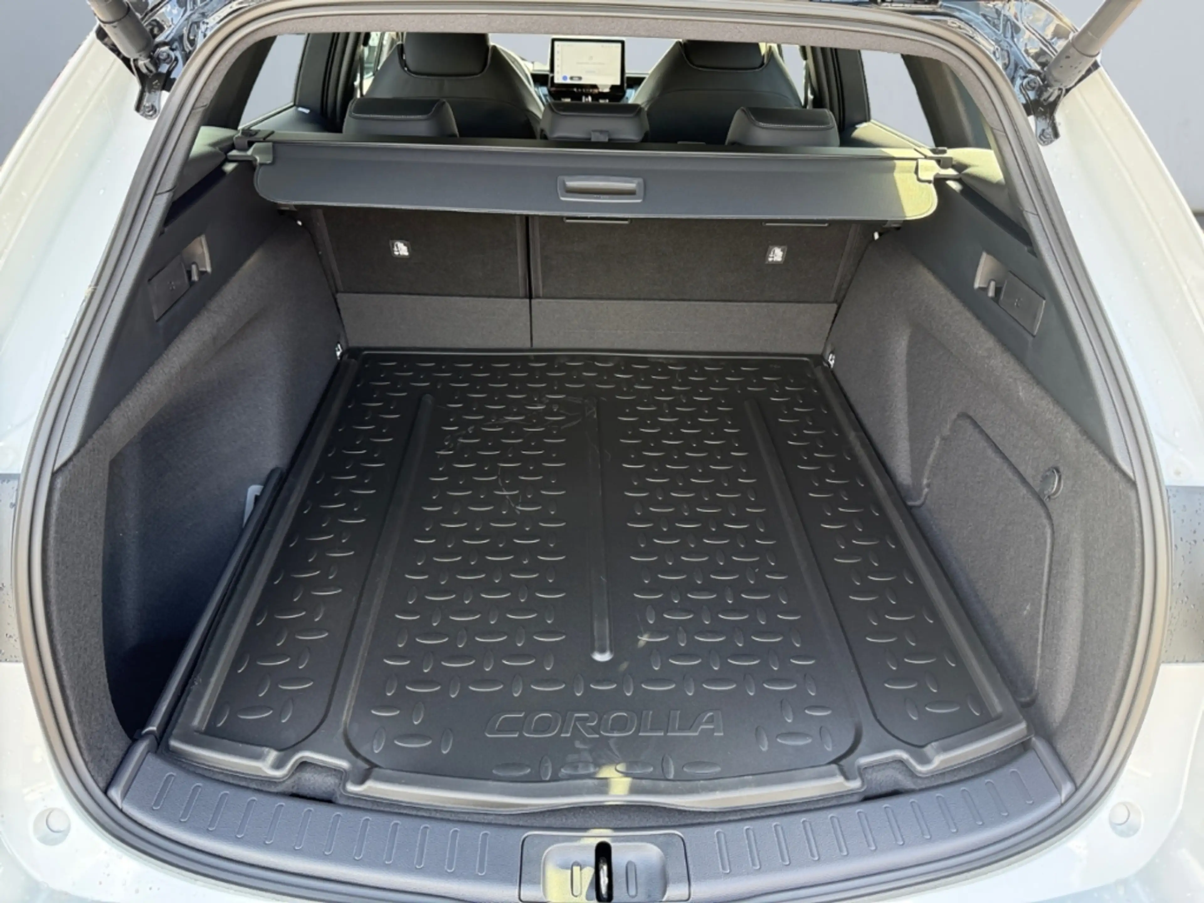 Toyota Corolla Hybrid Lounge *Head-Up *Jbl *Pdc *WKR — photo 15