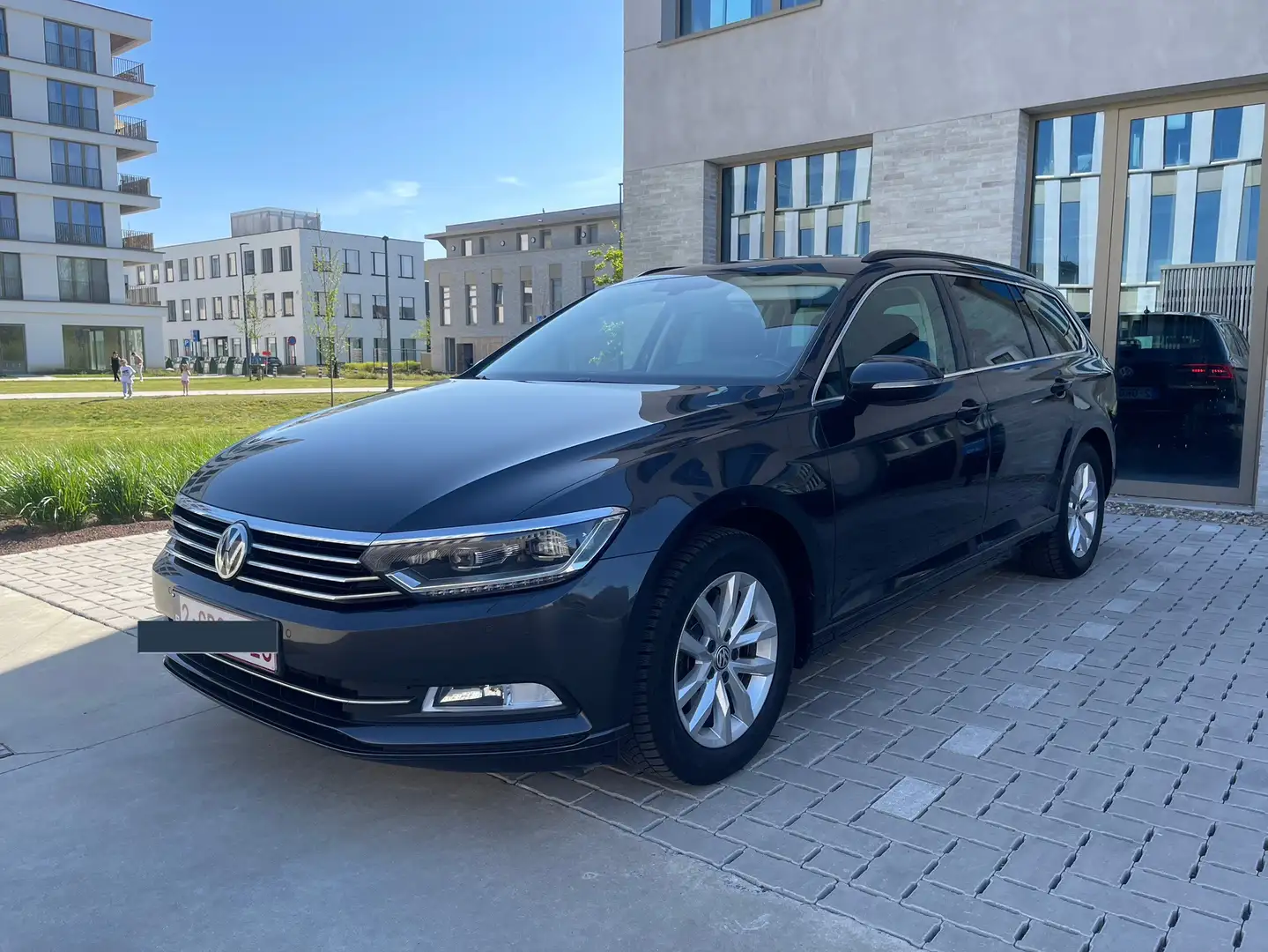Volkswagen Passat Automatik Trend Bruin - 1