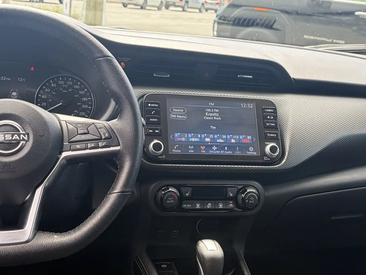 Nissan Kicks снимка Nissan Kicks